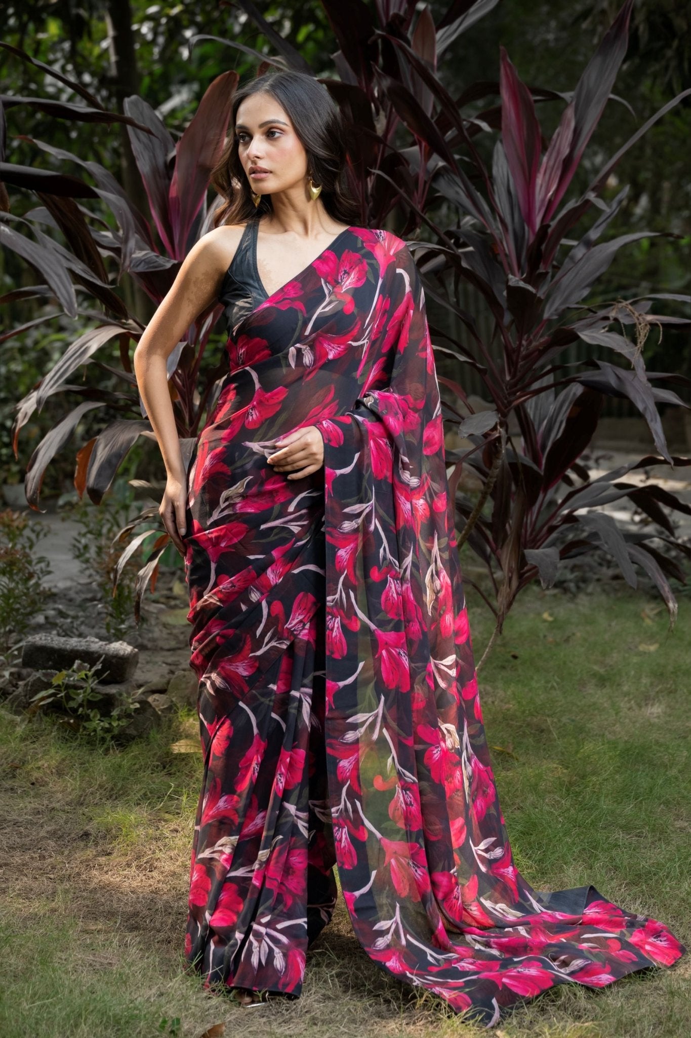 Black and Pink Floral Printed Georgette Saree - Anvi Couture