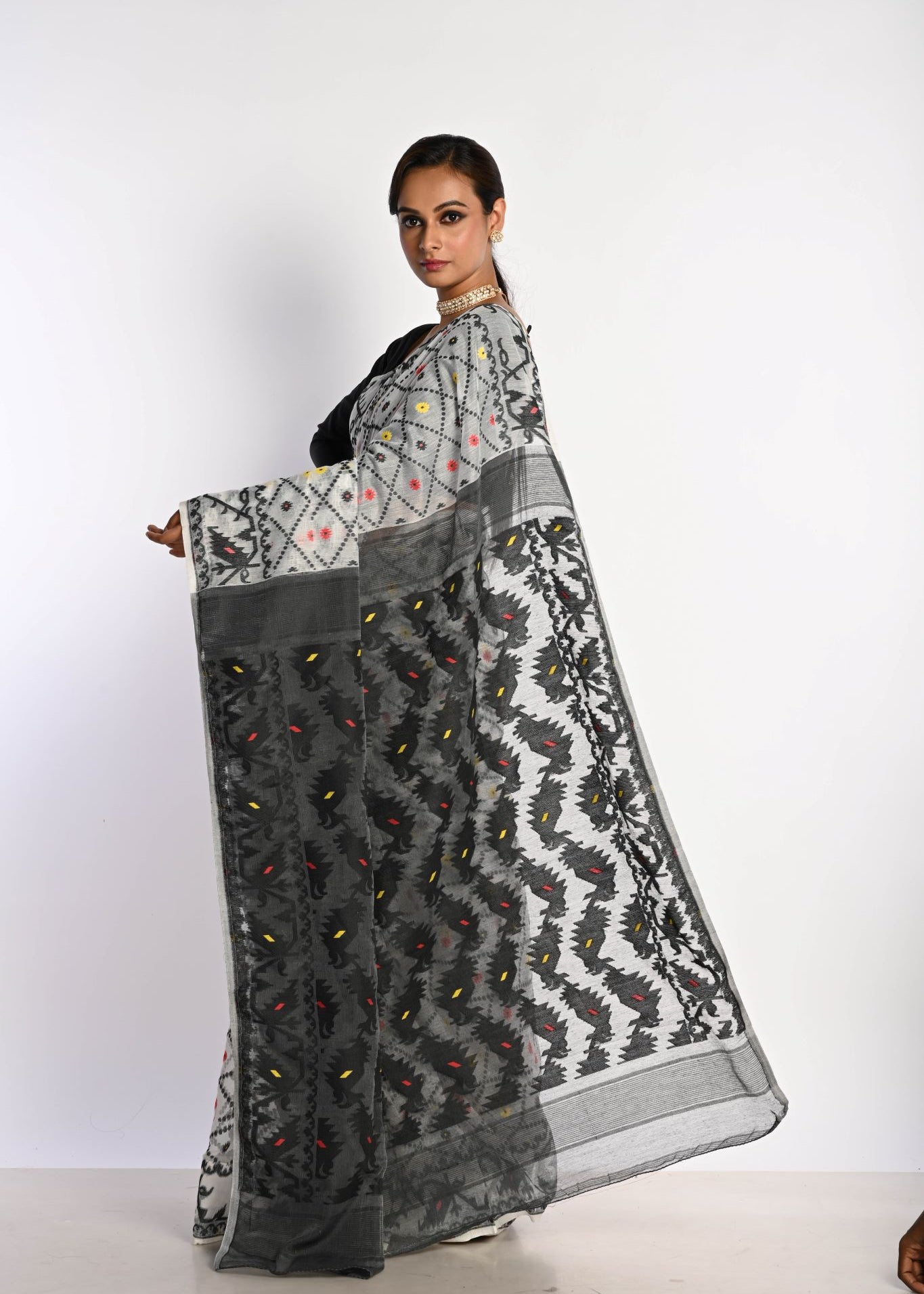 Black and White Dhakai Jamndani