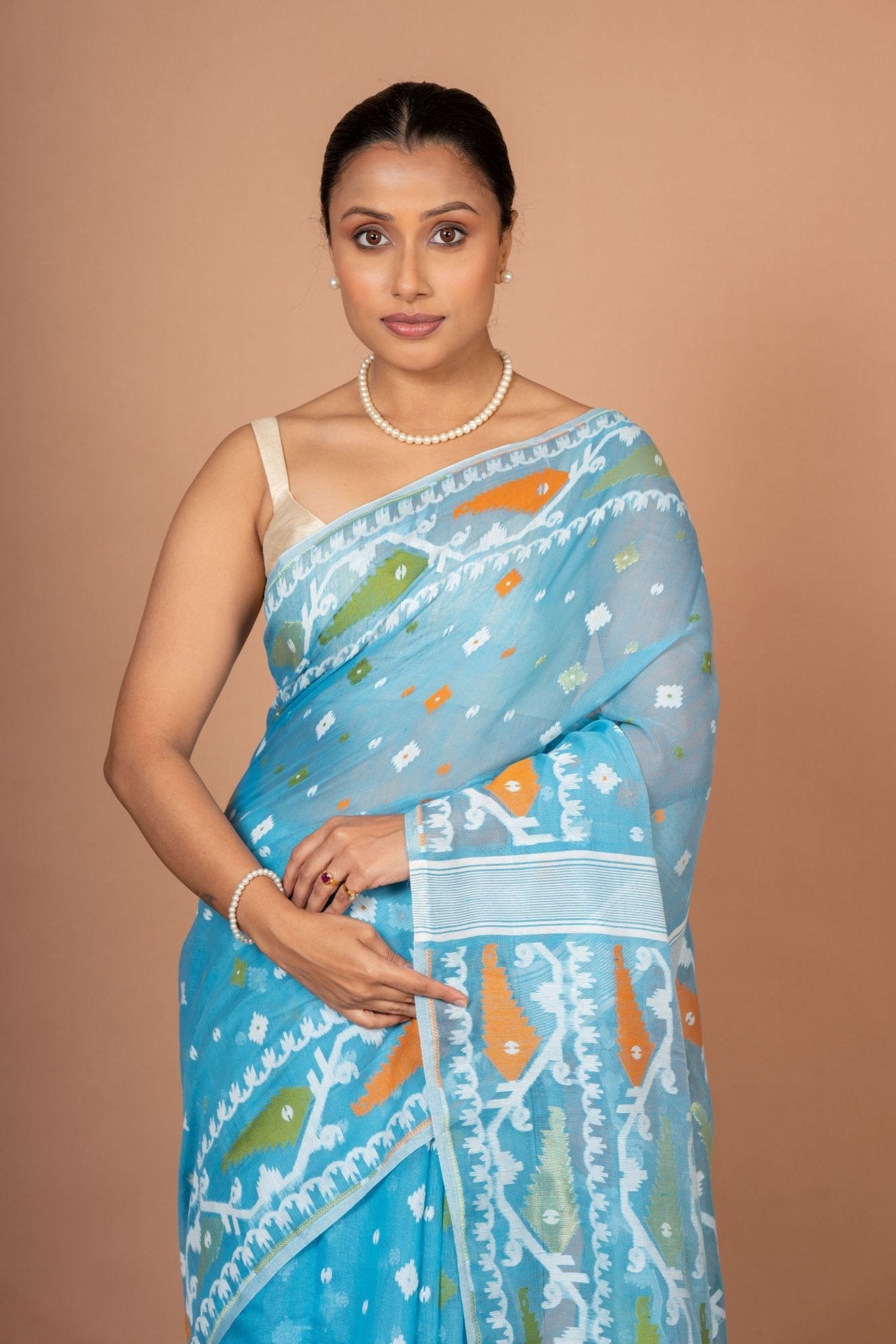 Blue Cotton Handloom Jamdani Saree Close Up
