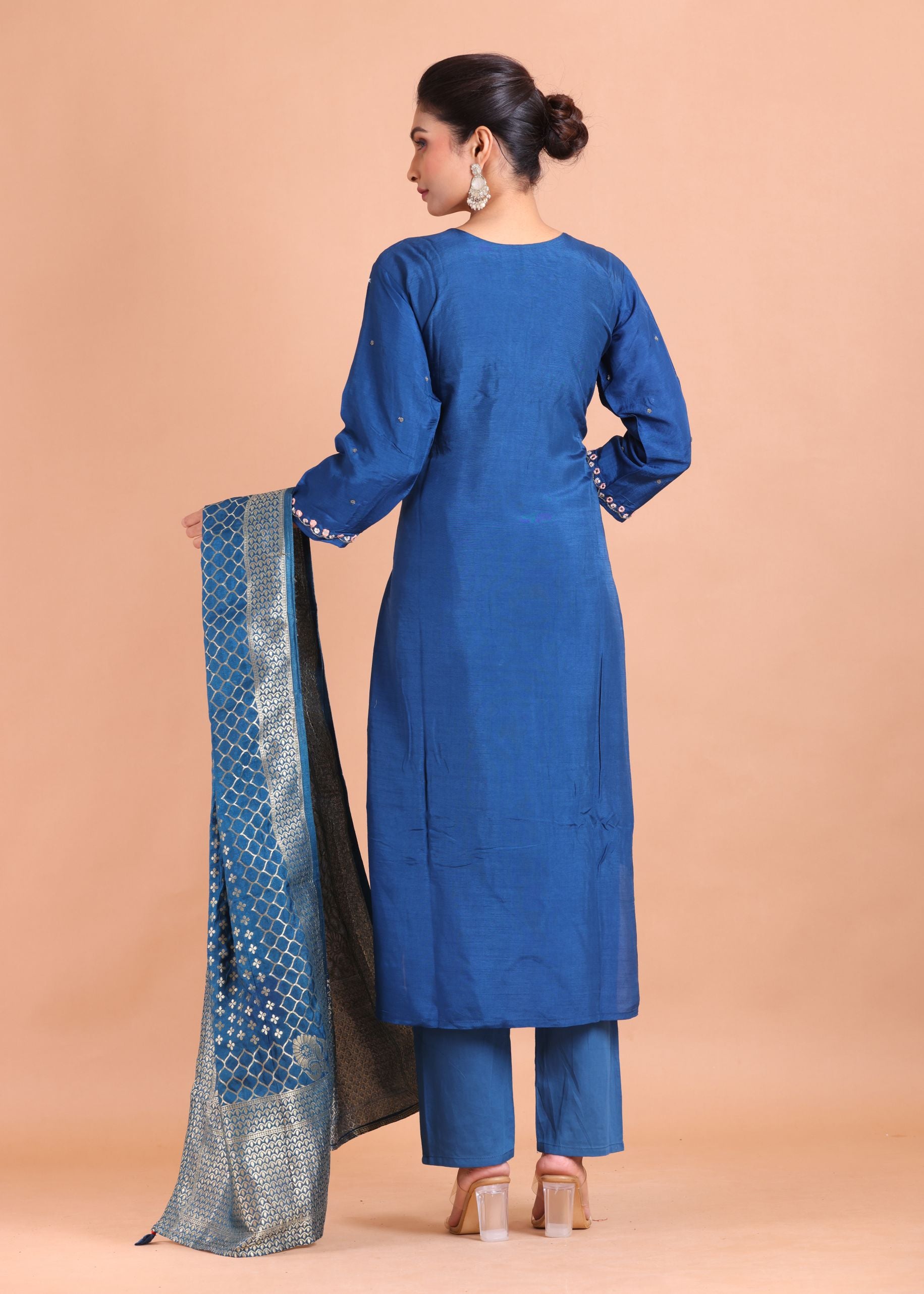 Blue Thread Embroidered Long Kurti Set Back View