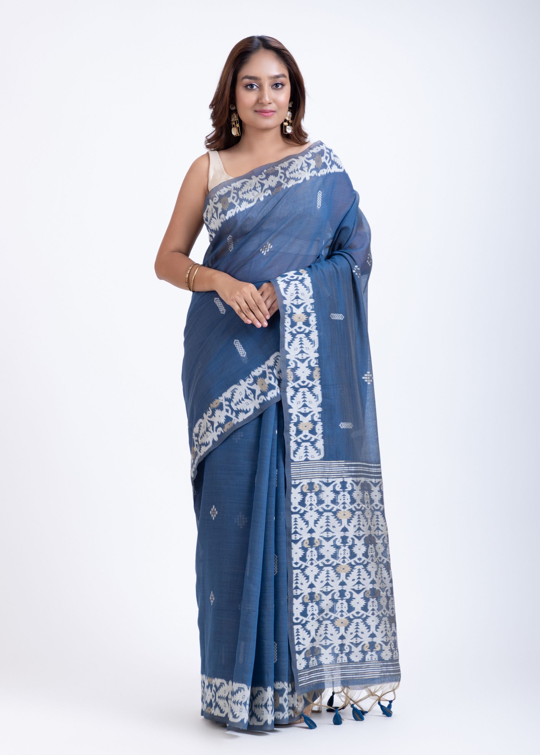 Blue & White Jamdani Handloom Saree Full