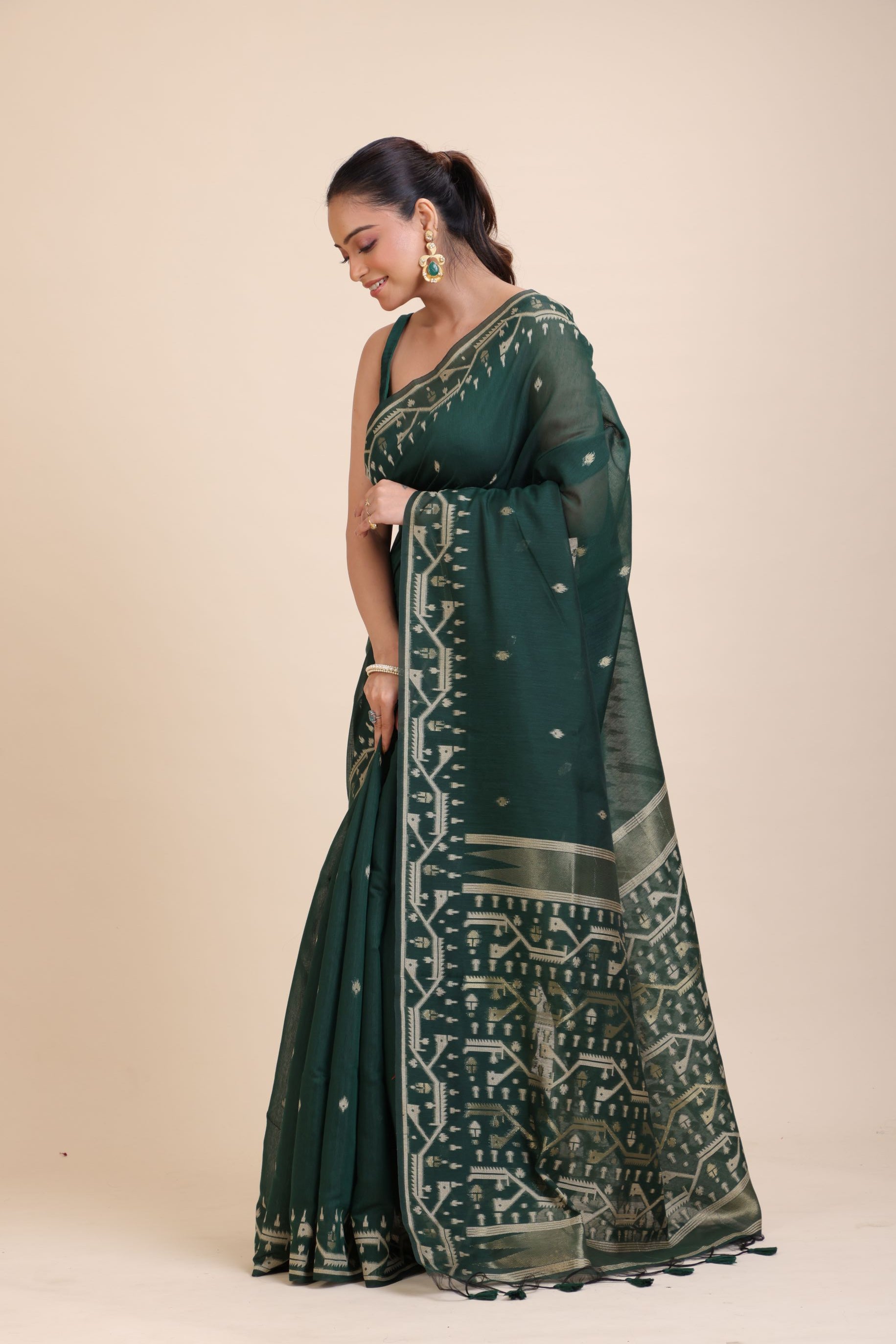 Bottle Green Cotton Jamdani Saree Back
