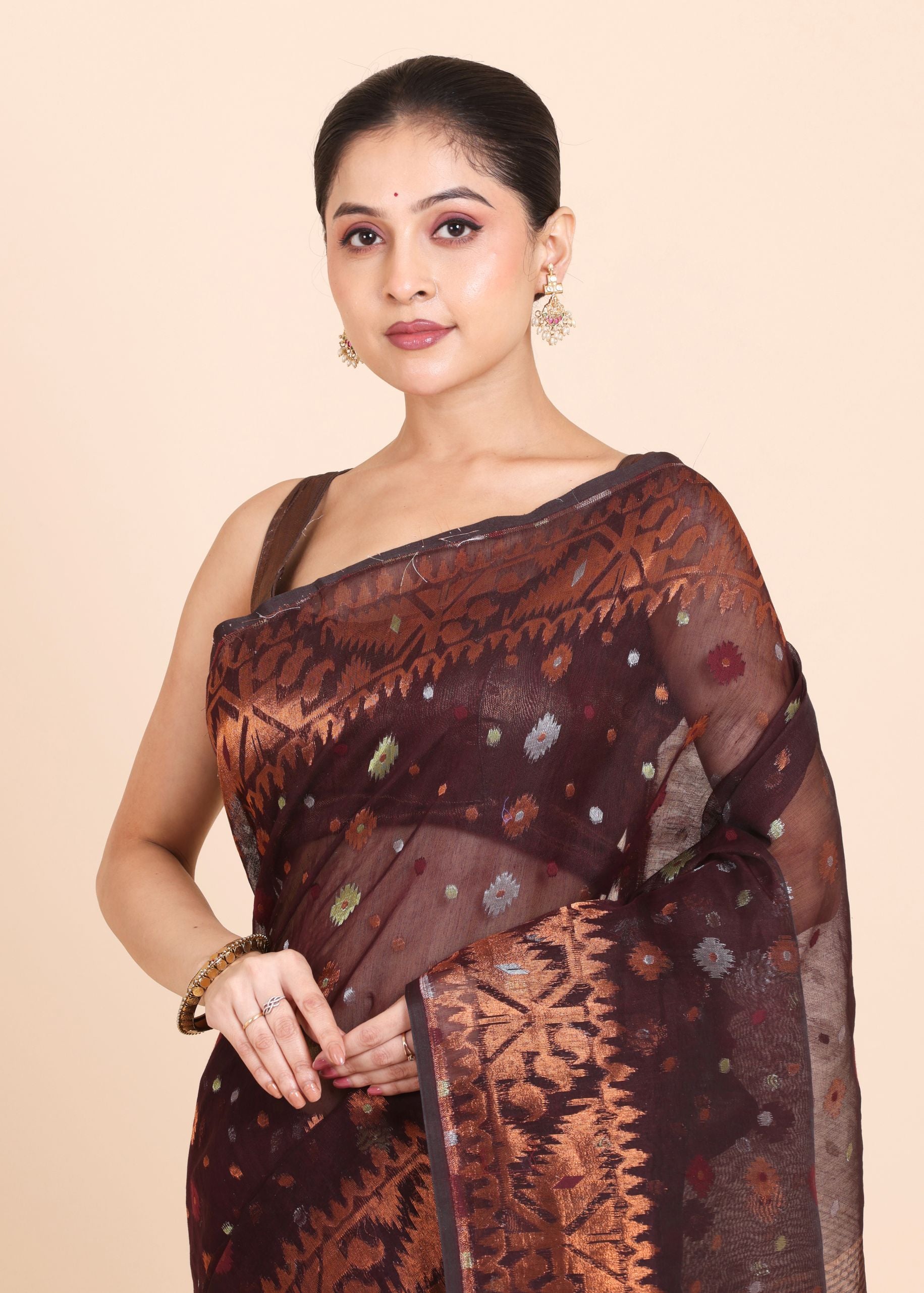Brown and Copper Pure Bangladeshi Dhakai Jamdani Saree Close Up
