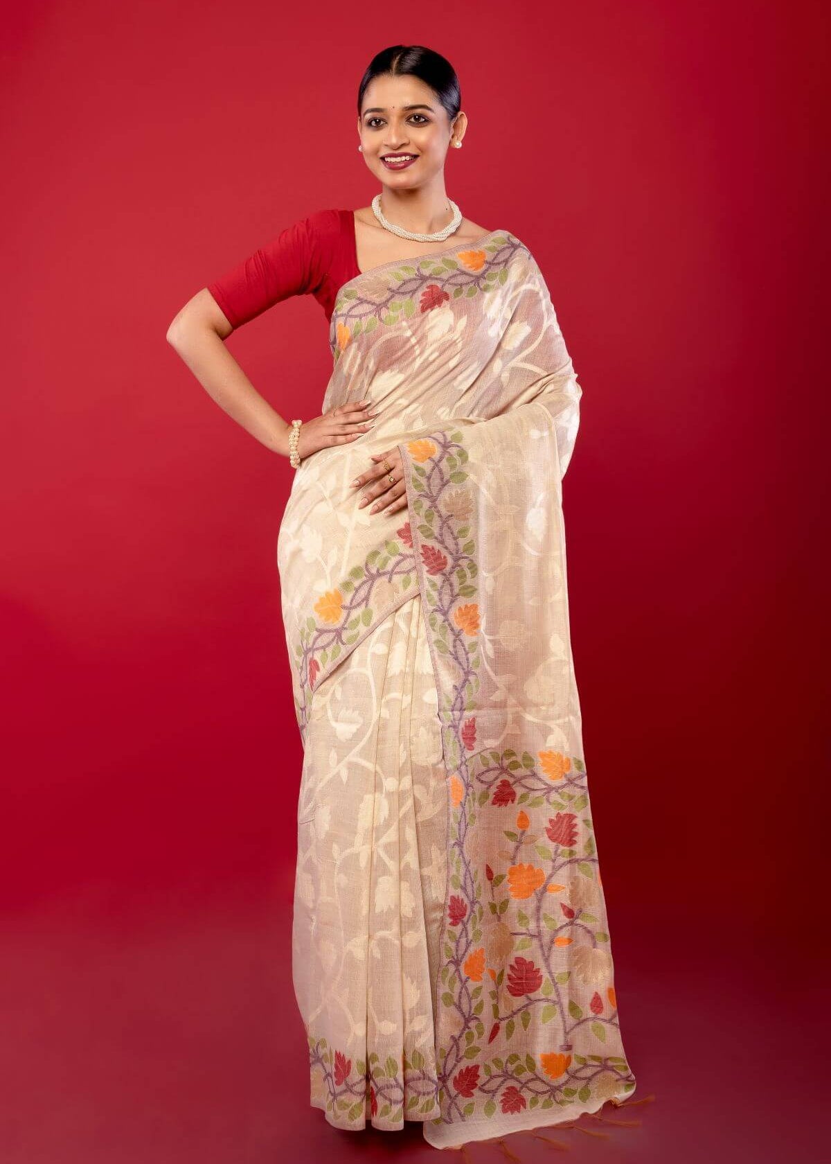 Off White Red Pure Jamdani Saree with All Over floral Motifs - Image 2