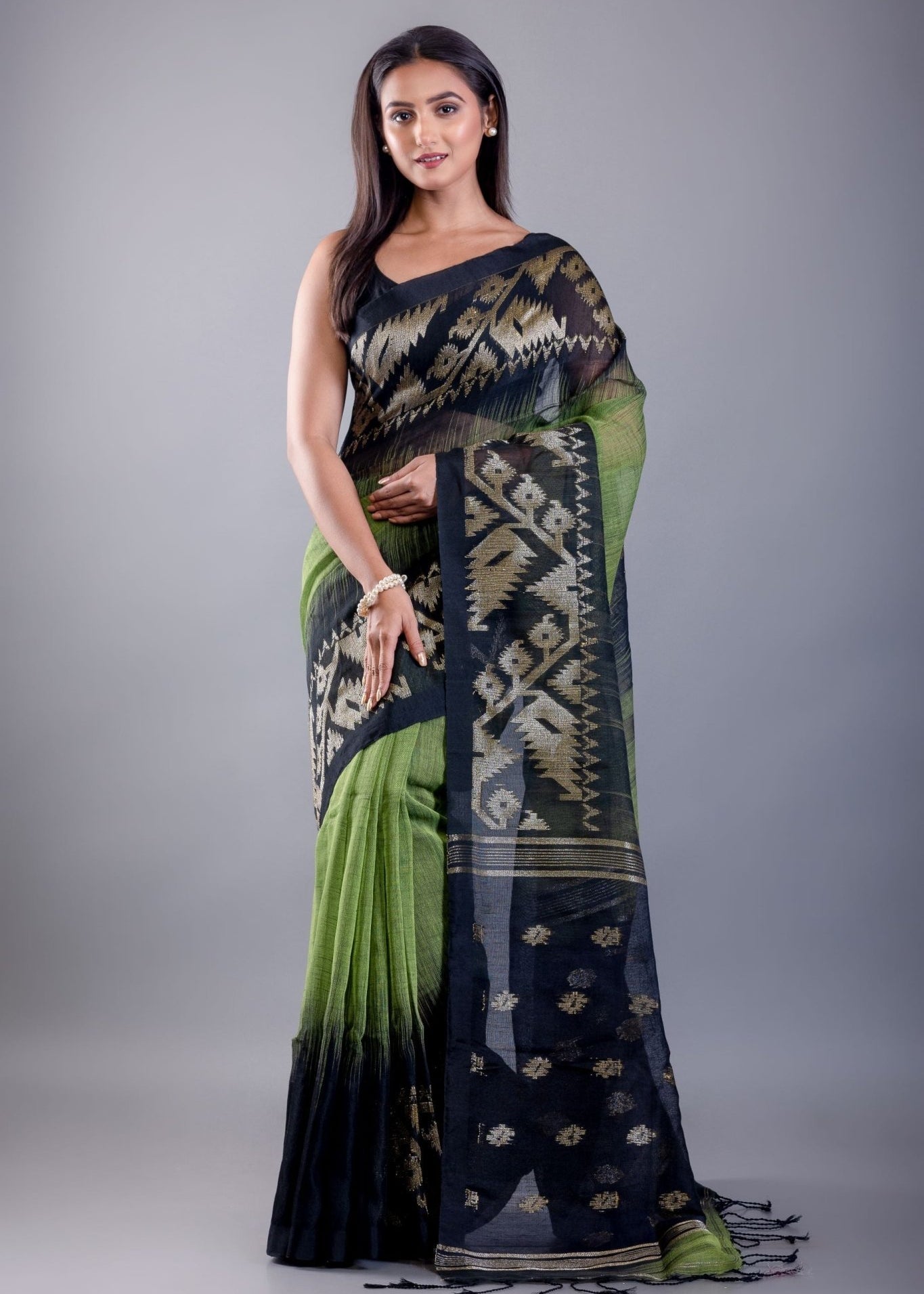 Light Green and Black Ombre Tant Jamdani with Floral Motifs - Anvi Couture