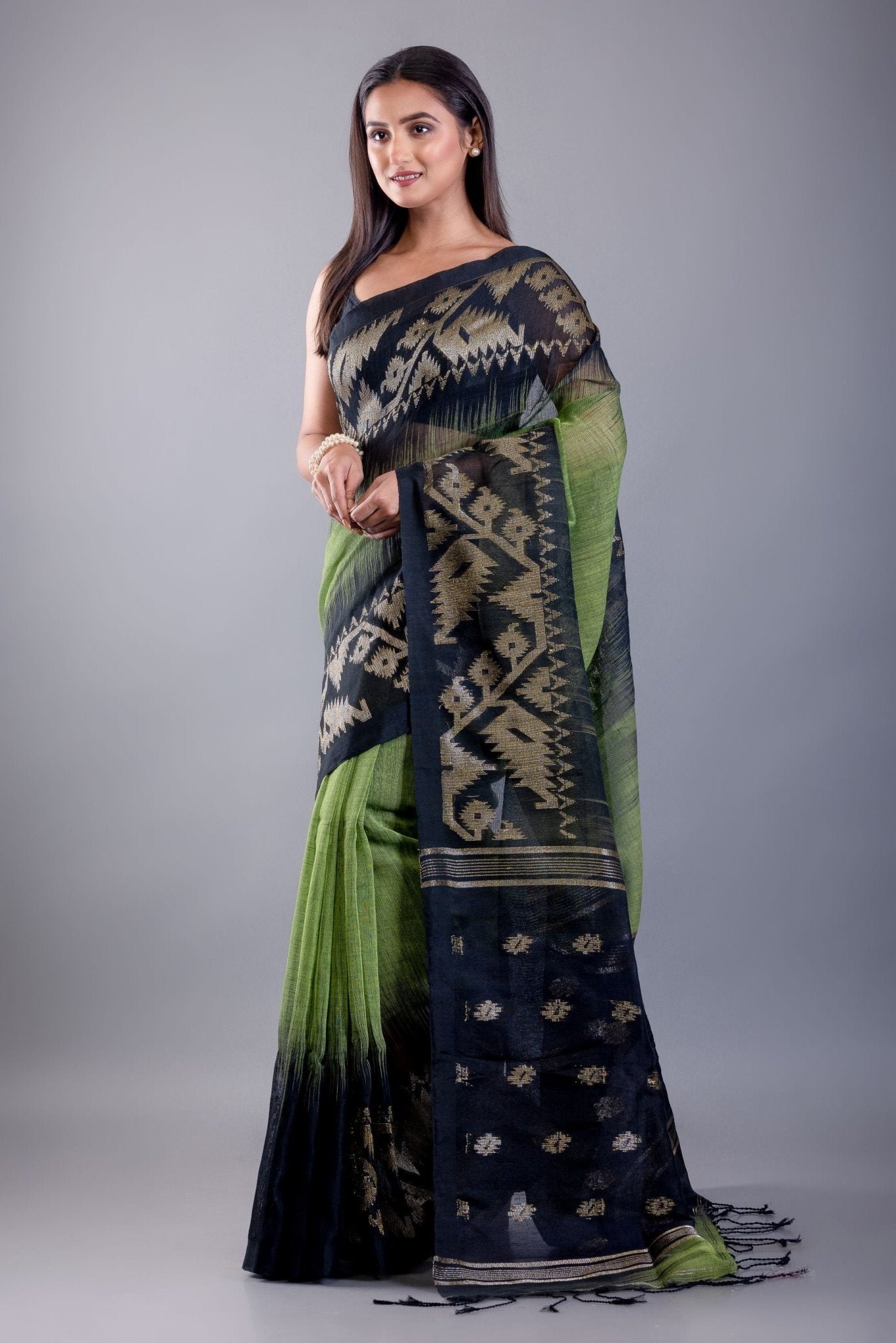 Light Green and Black Ombre Tant Jamdani with Floral Motifs - Anvi Couture