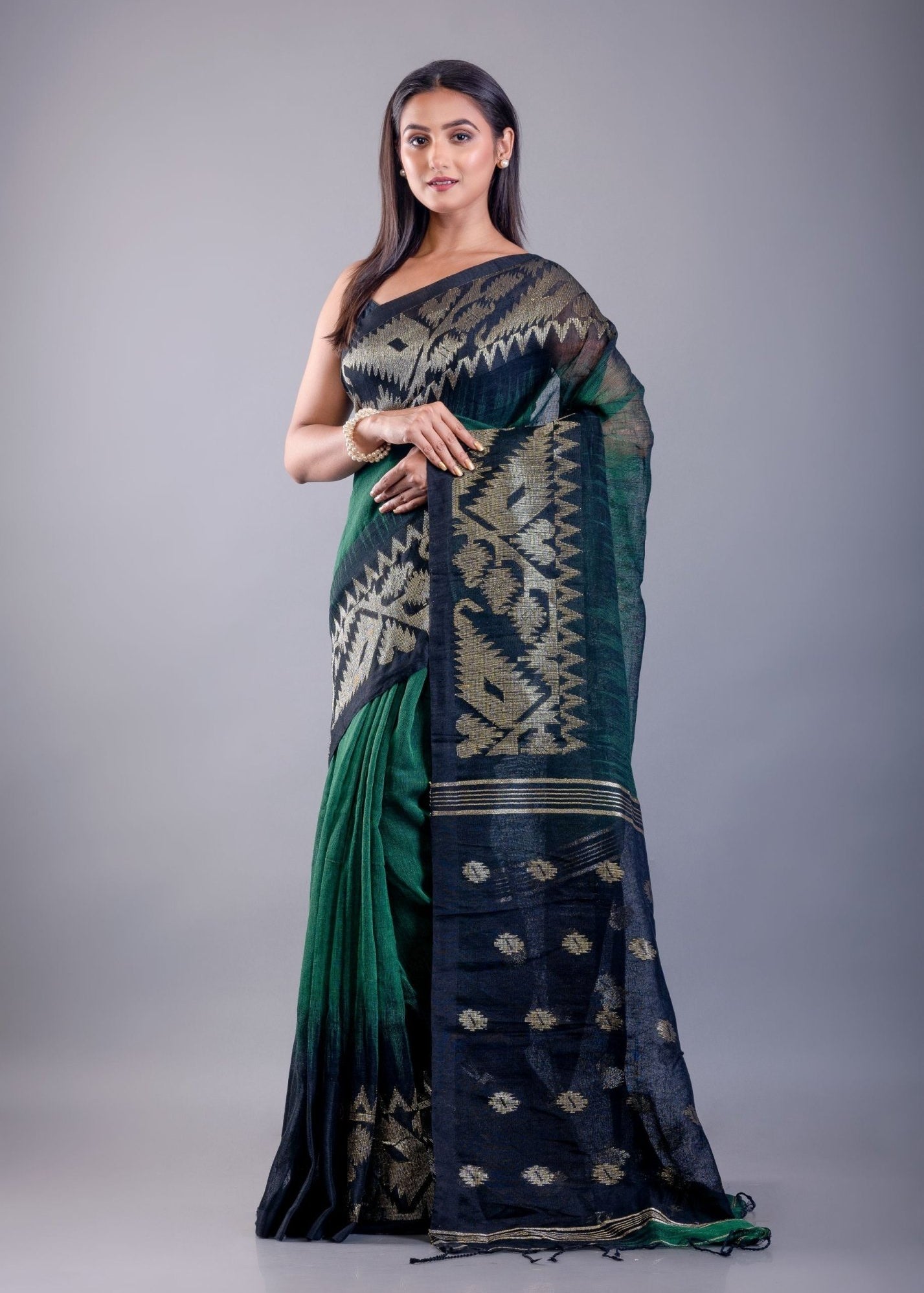 Green and Black Ombre Tant Jamdani with Floral Motifs - Anvi Couture
