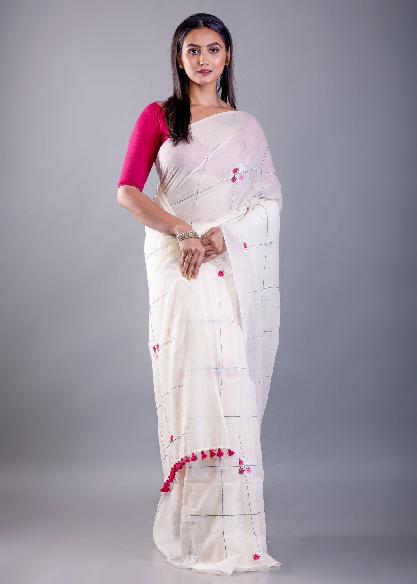 White Mul Cotton Handloom Saree with Pink Thread Knot - Anvi Couture