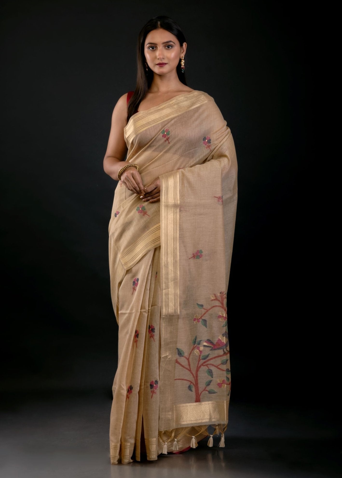 Cream Color Tant Jamdani Saree with Floral Motifs - Anvi Couture