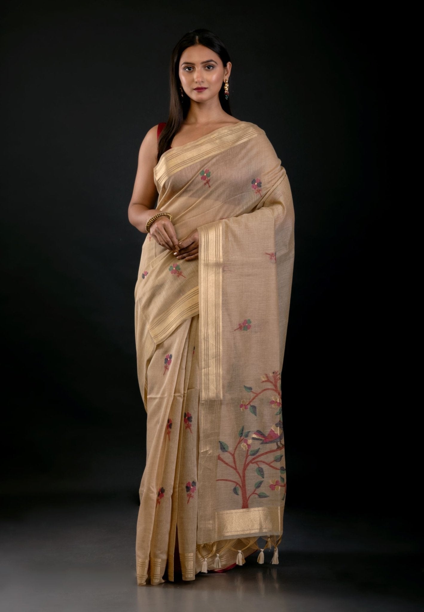 Cream Color Tant Jamdani Saree with Floral Motifs - Anvi Couture