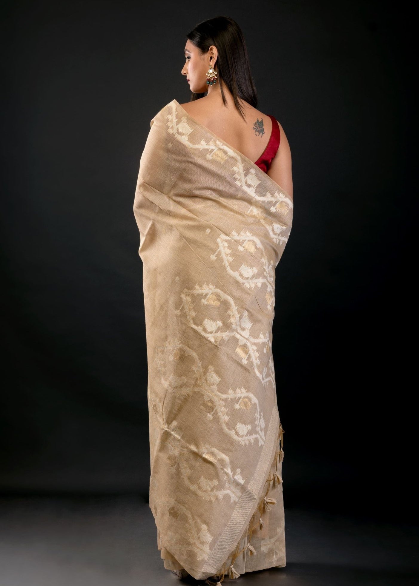 Golden and White Jamdani Saree with floral Motifs - Anvi Couture