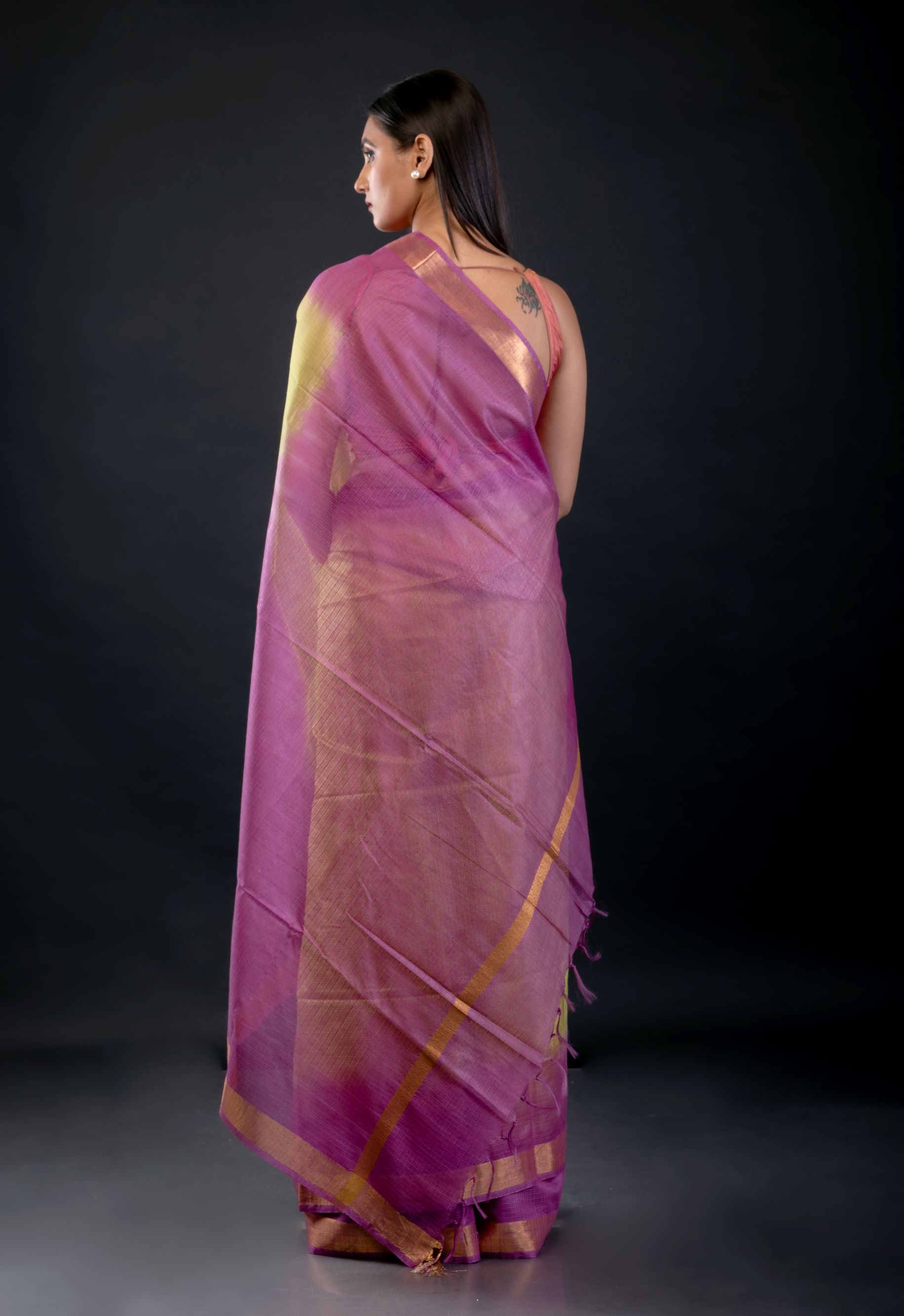 Green and Purple Ombre Silk Linen Saree with Golden Border - image 4