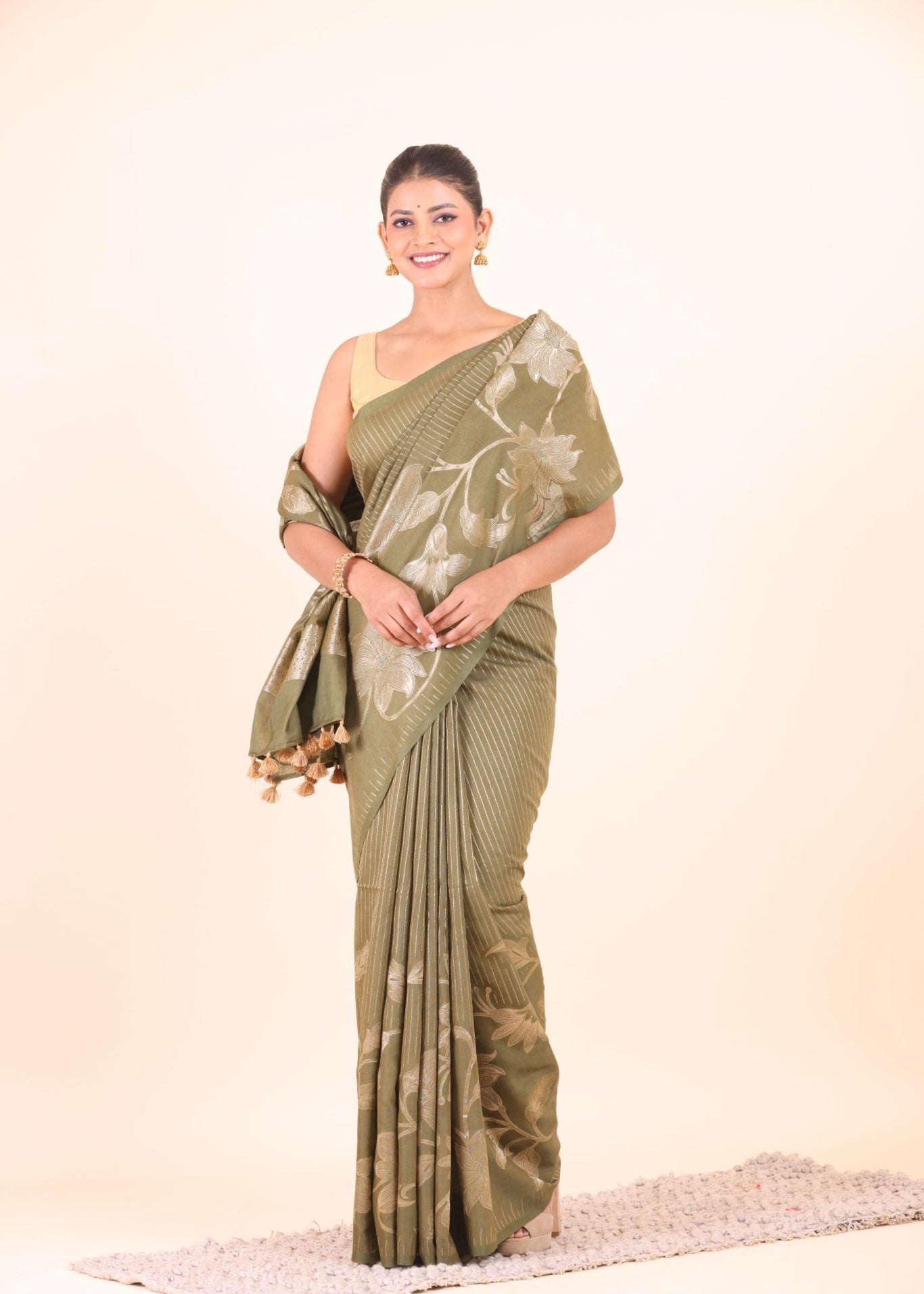 Green Chanderi Silk Saree with Silver Floral Zari Woven Work - Anvi Couture