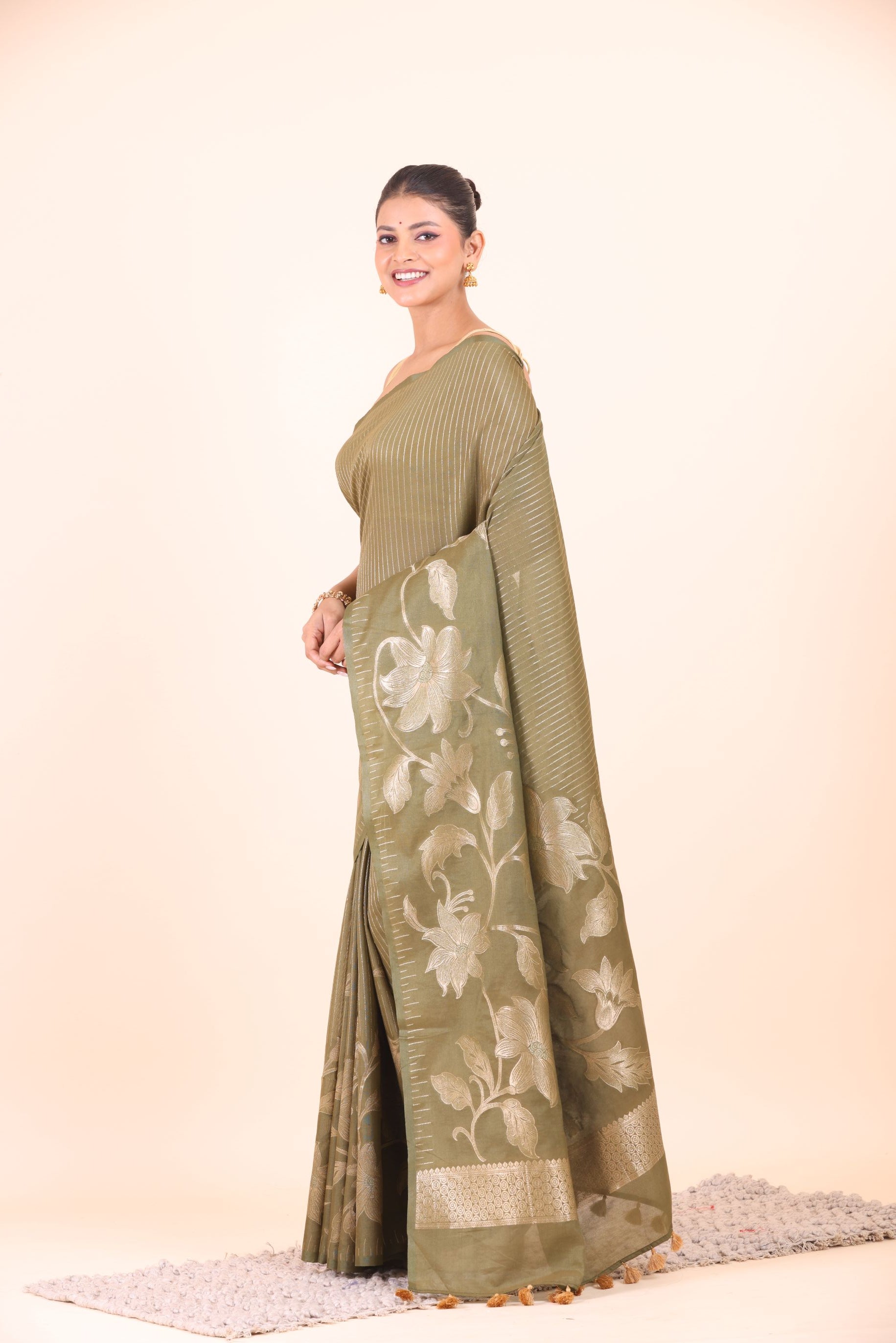 Green Chanderi Silk Saree with Silver Floral Zari Woven Work front