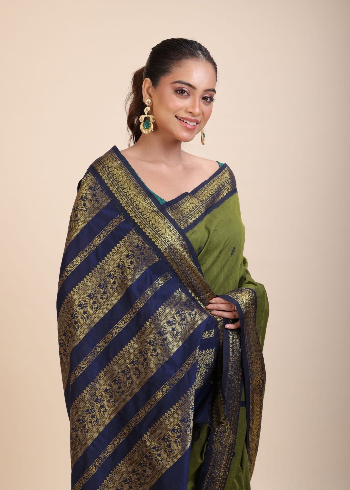 Green Coton Gadwal Saree With Blue and Golden Border Pallu - Anvi Couture