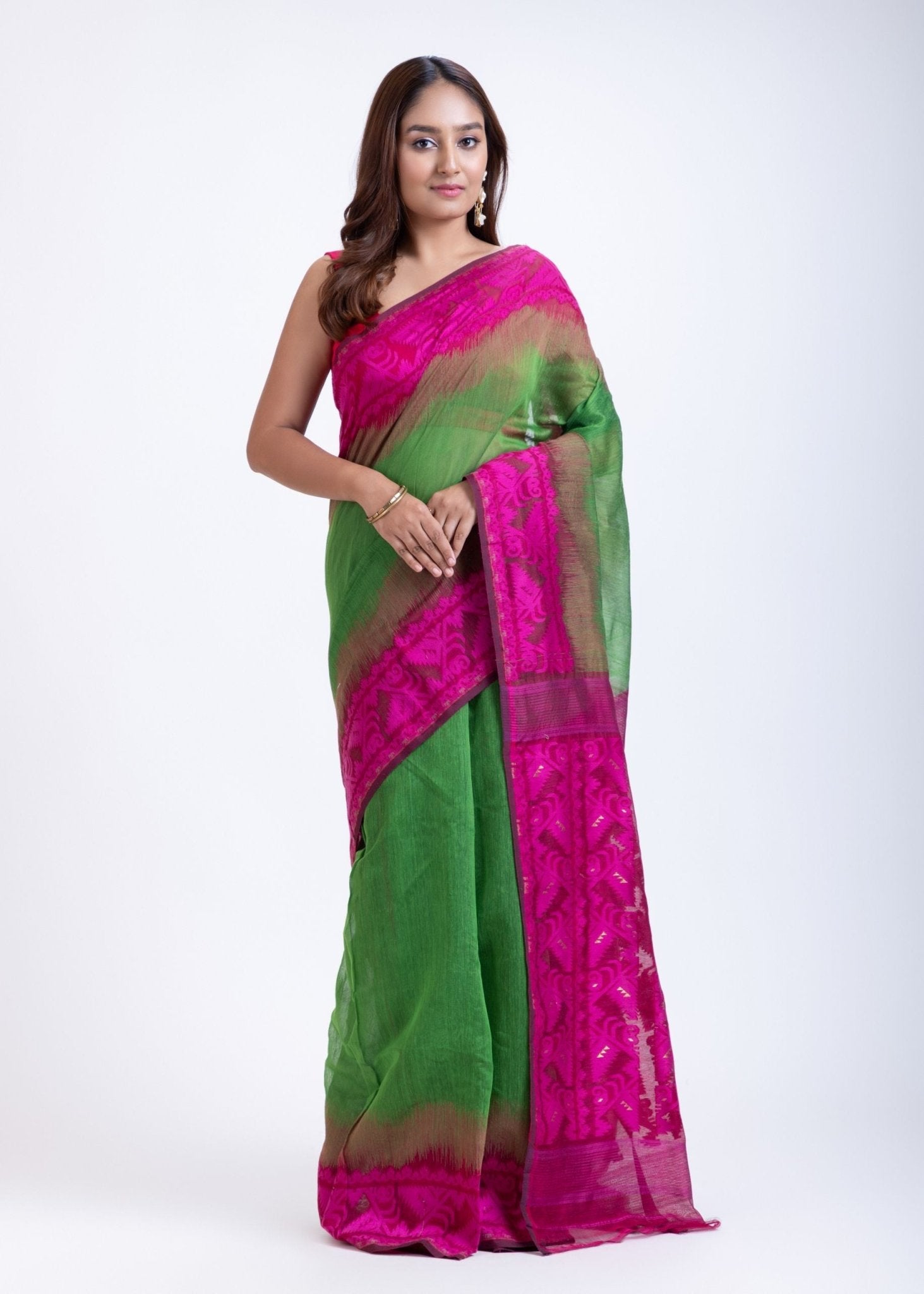 Green Jamdani Saree Handloom Saree with Pink Border Pallu - Anvi Couture