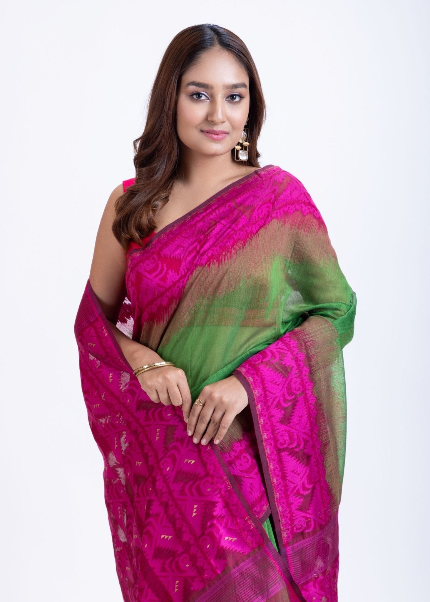 Green Jamdani Saree Handloom Saree with Pink Border Pallu - Anvi Couture