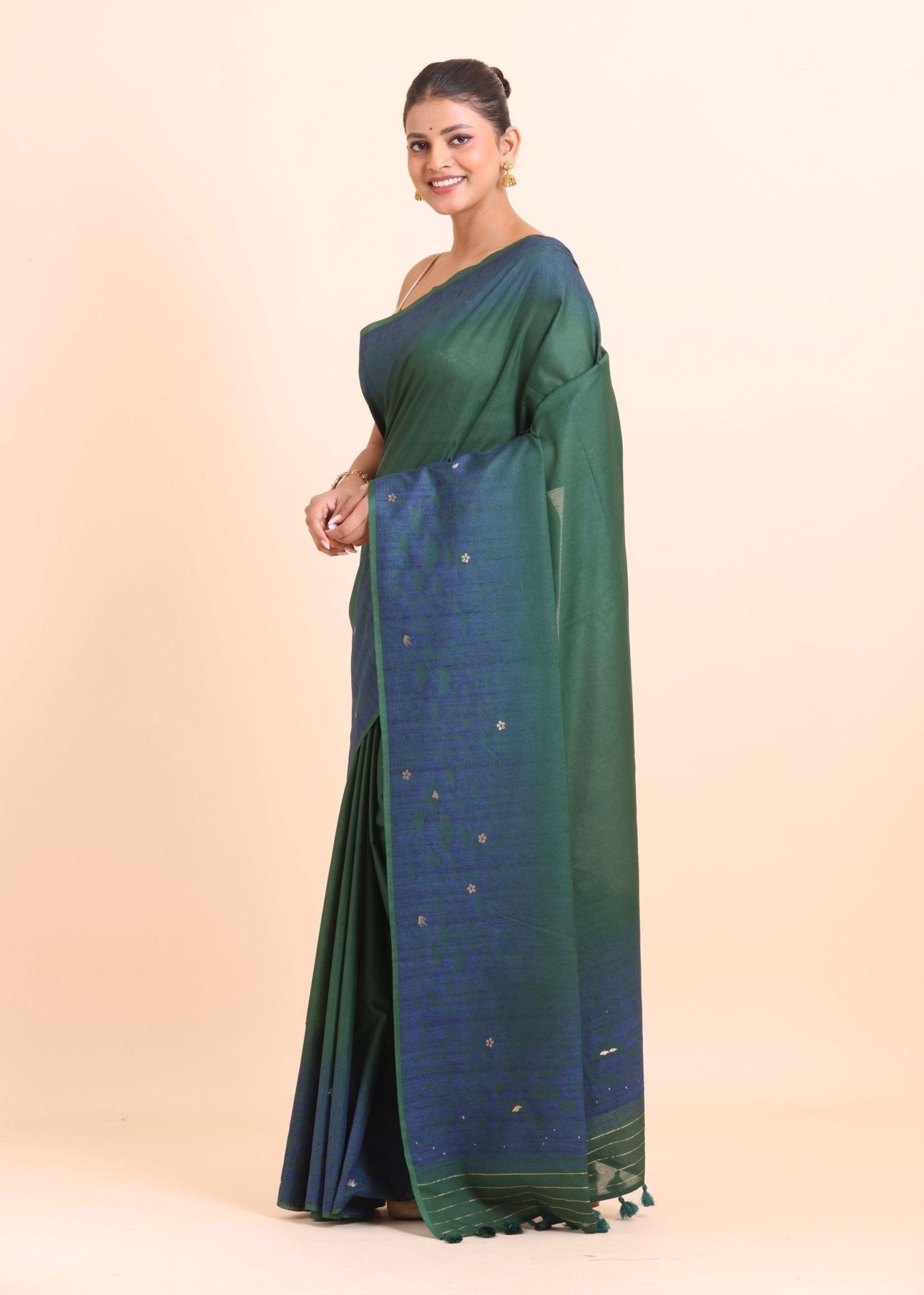 Green Linen Handloom Saree With Blue Woven Pallu - Anvi Couture