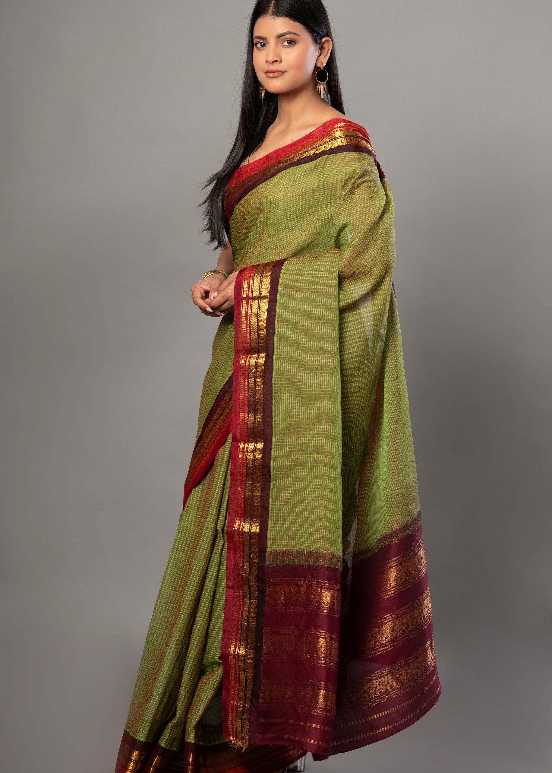 Green and Maroon Pure Cotton Gadwal Saree Front 

