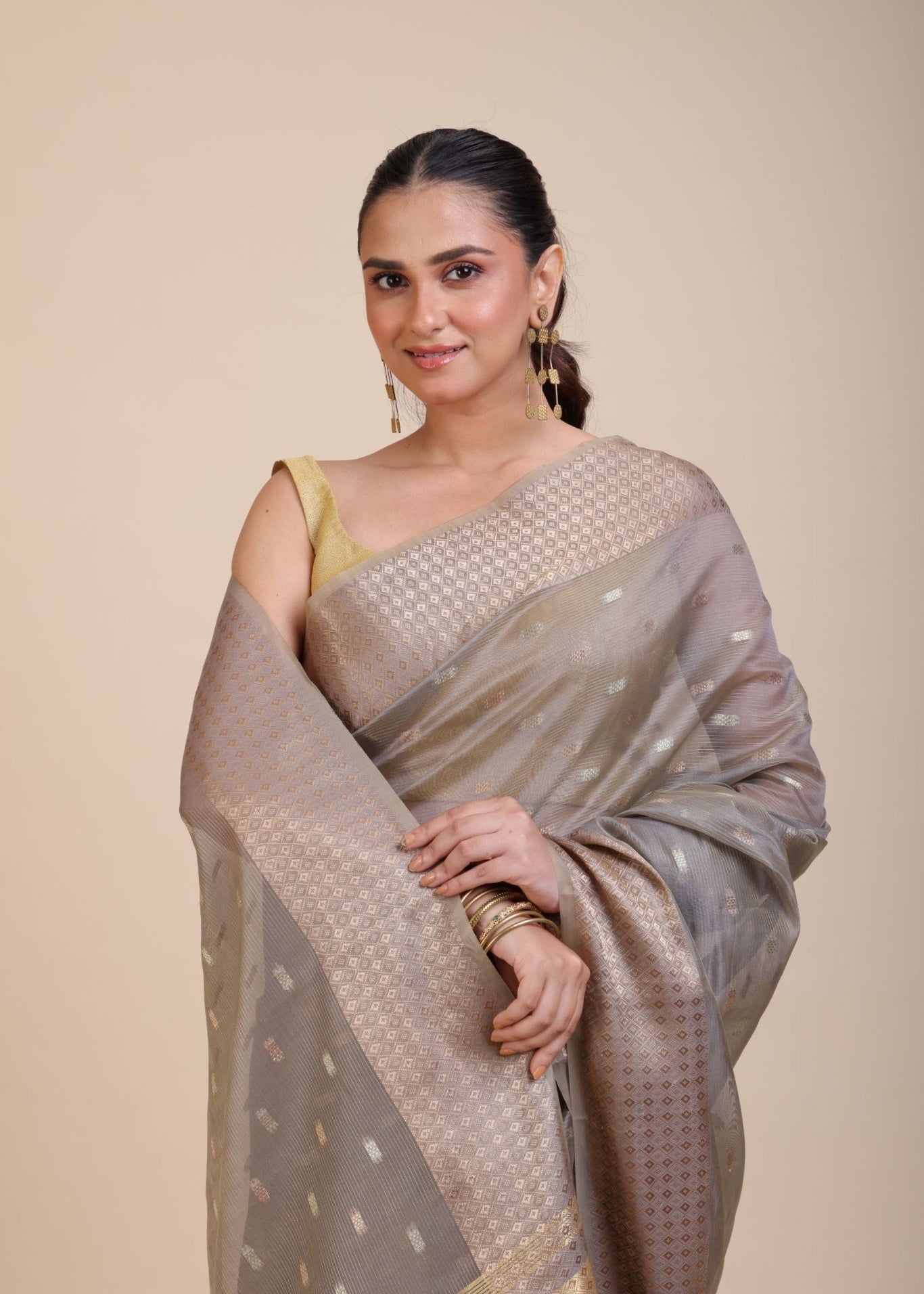 Grey Kota Silk Saree With Golden Border - Anvi Couture