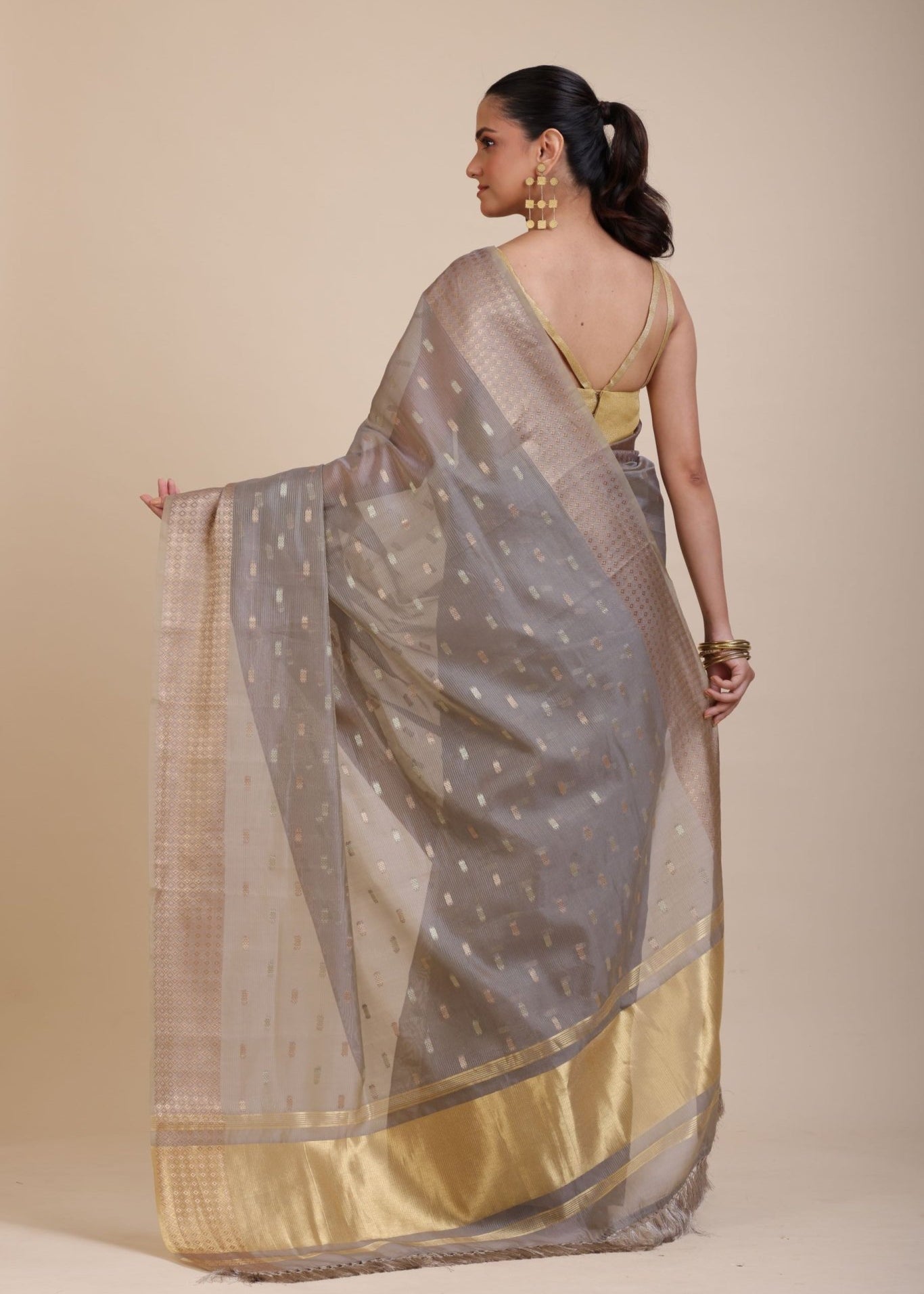 Grey Kota Silk Saree With Golden Border - Anvi Couture