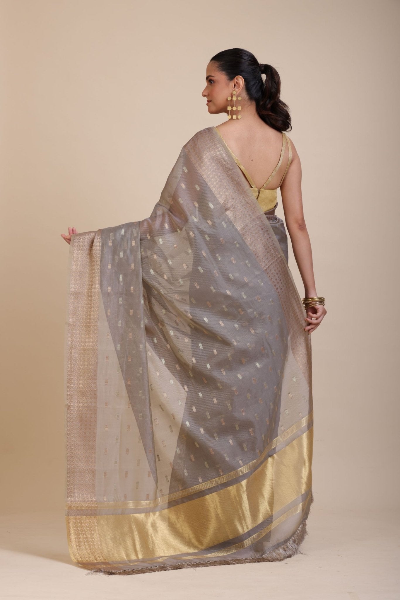 Grey Kota Silk Saree With Golden Border - Anvi Couture