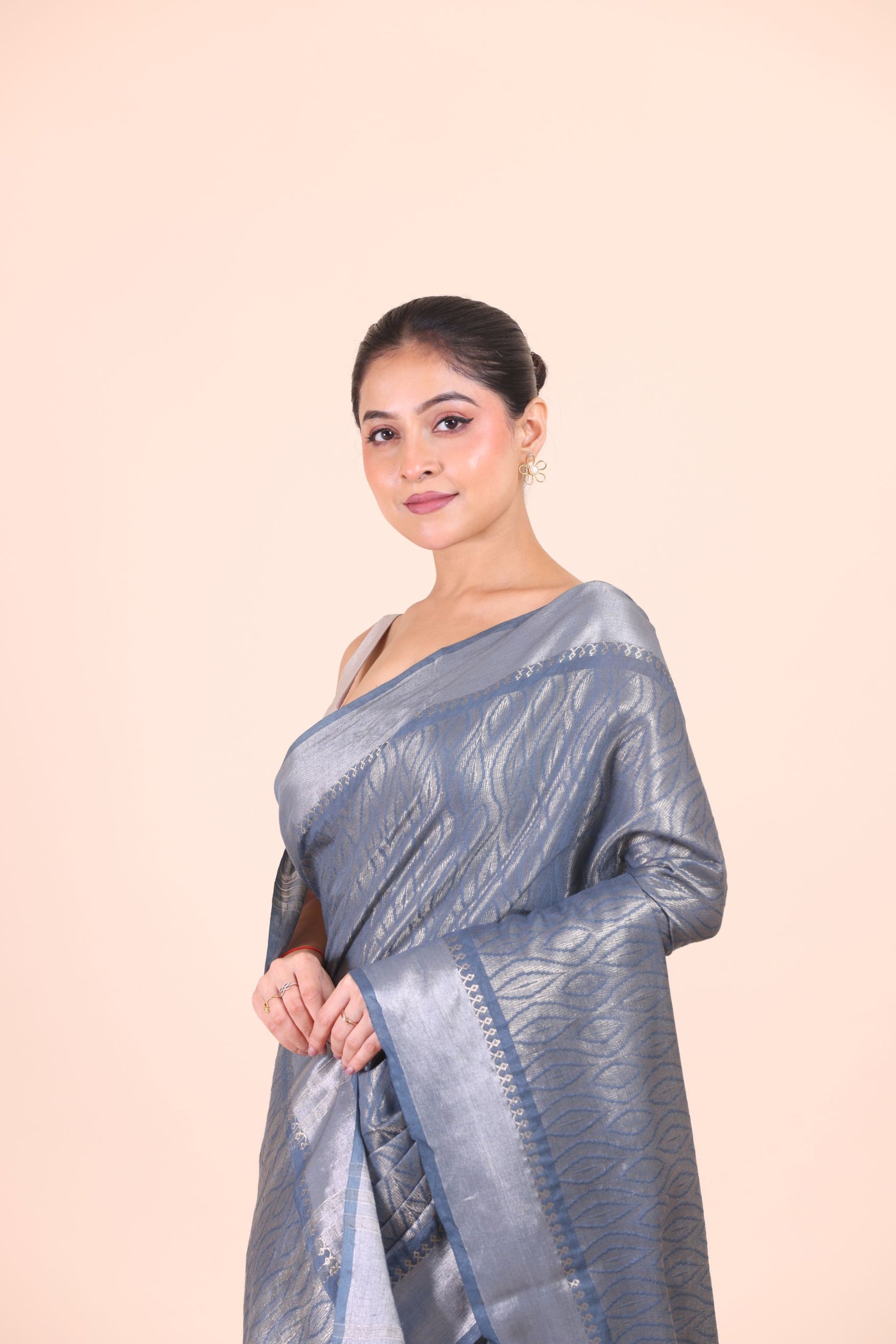 Grey and Silver Handloom Tissue Saree Close Up View