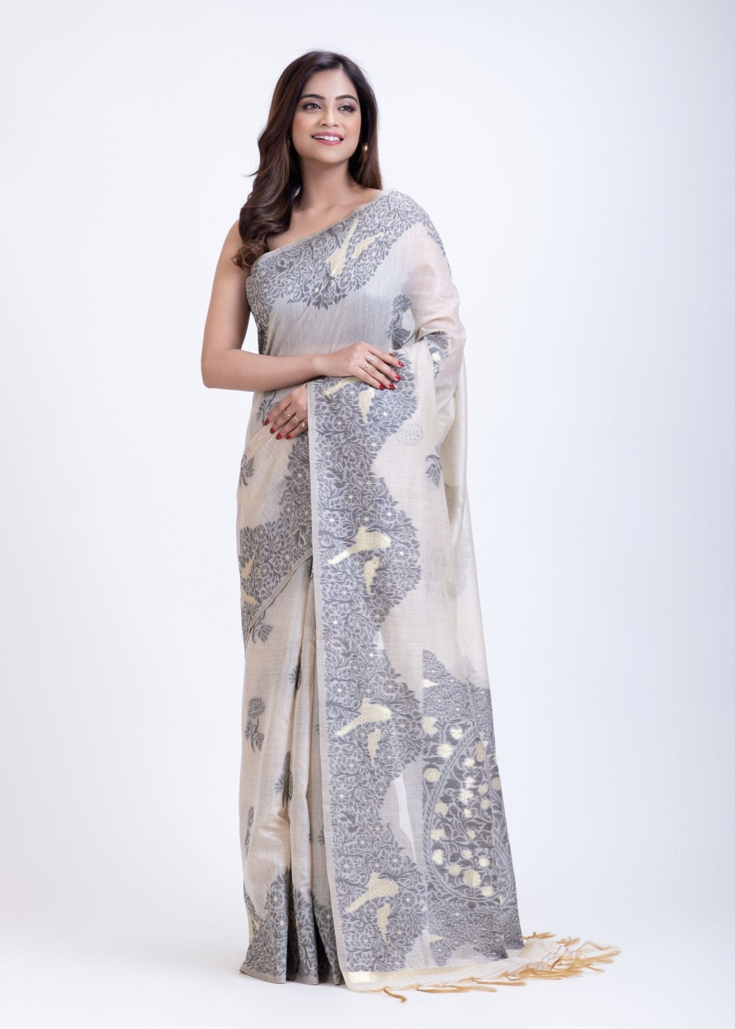Handwoven White Tant Jamdani Saree With Black Woven Work - Anvi Couture