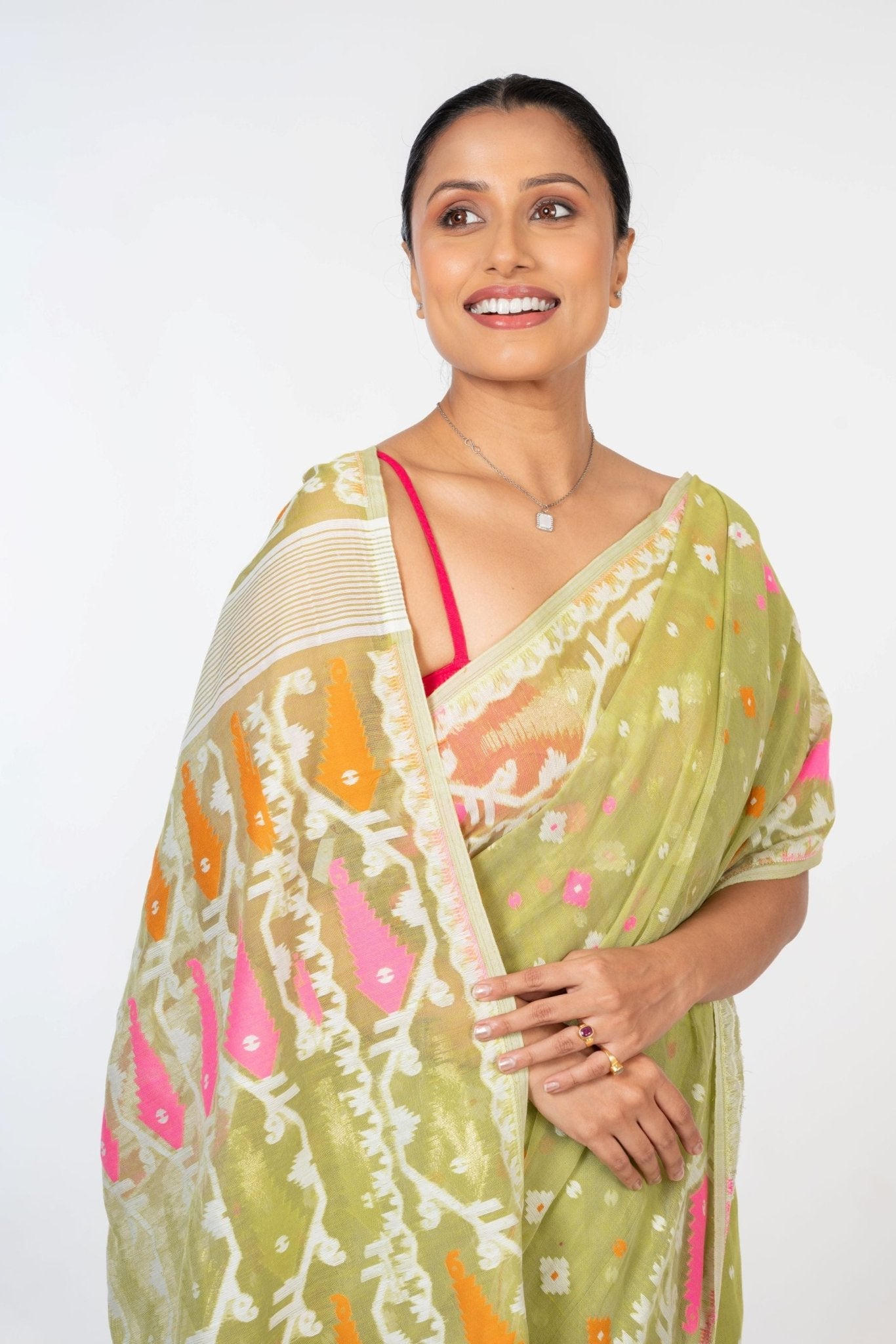 Lemon Green Handloom Jamdani Saree - Anvi Couture