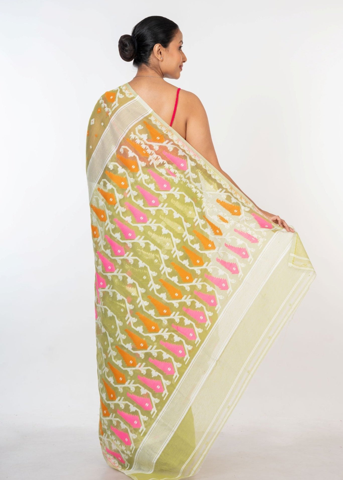 Lemon Green Handloom Jamdani Saree - Anvi Couture