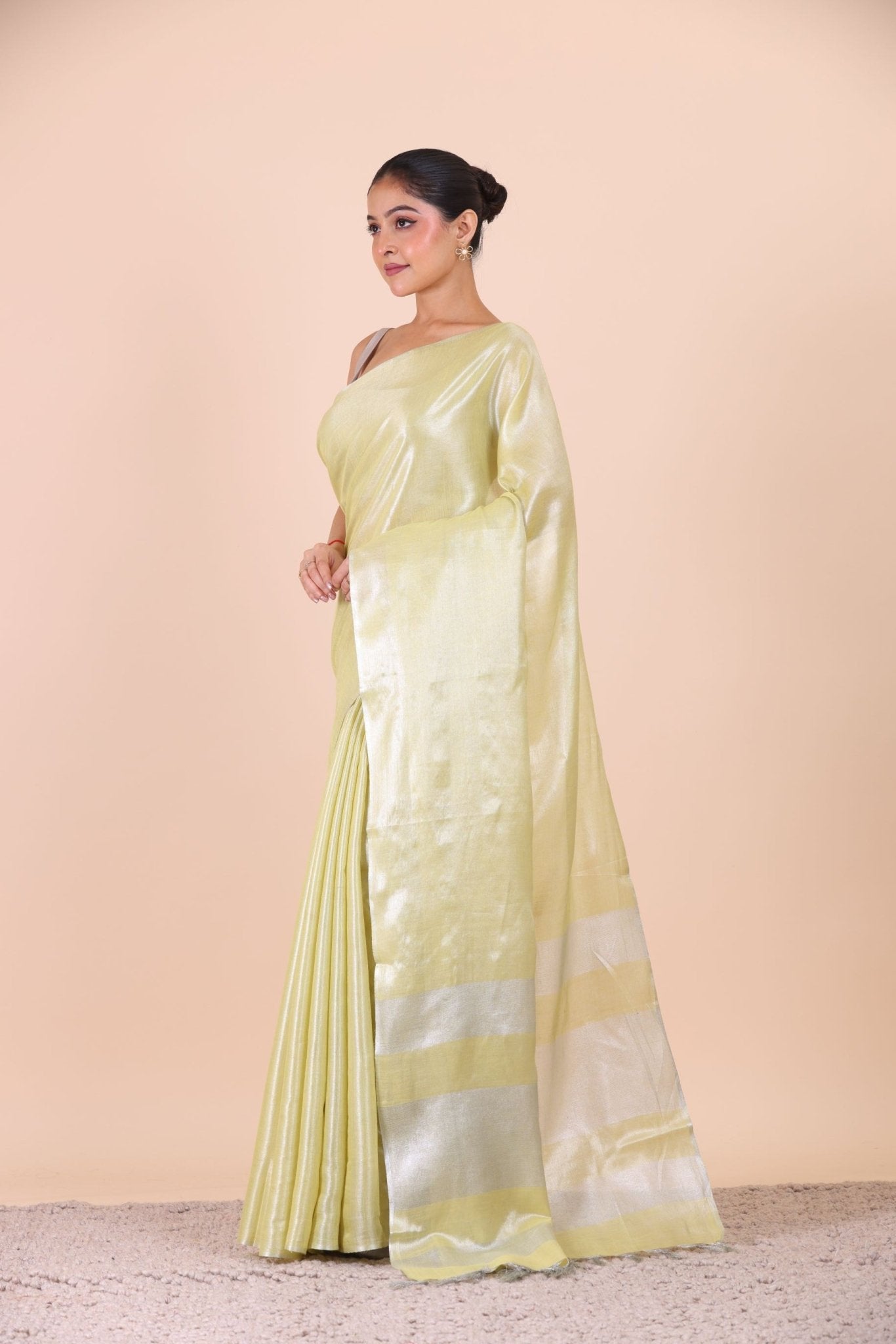 Light Green Handloom Tissue Saree front