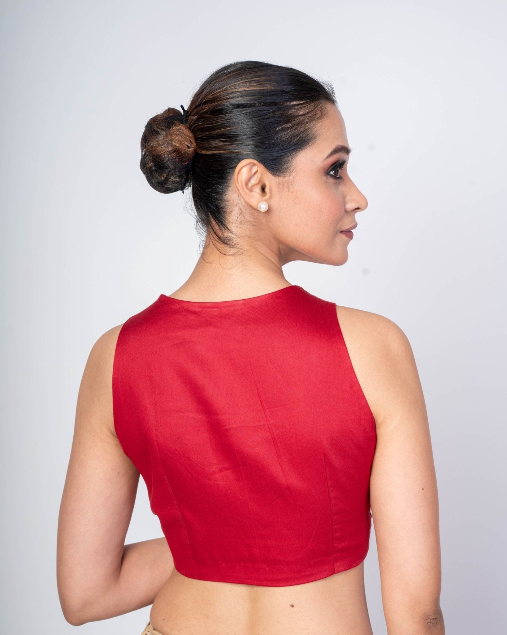 Maroon Round Neck Sleeveless Blouse with Front Closer - Anvi Couture