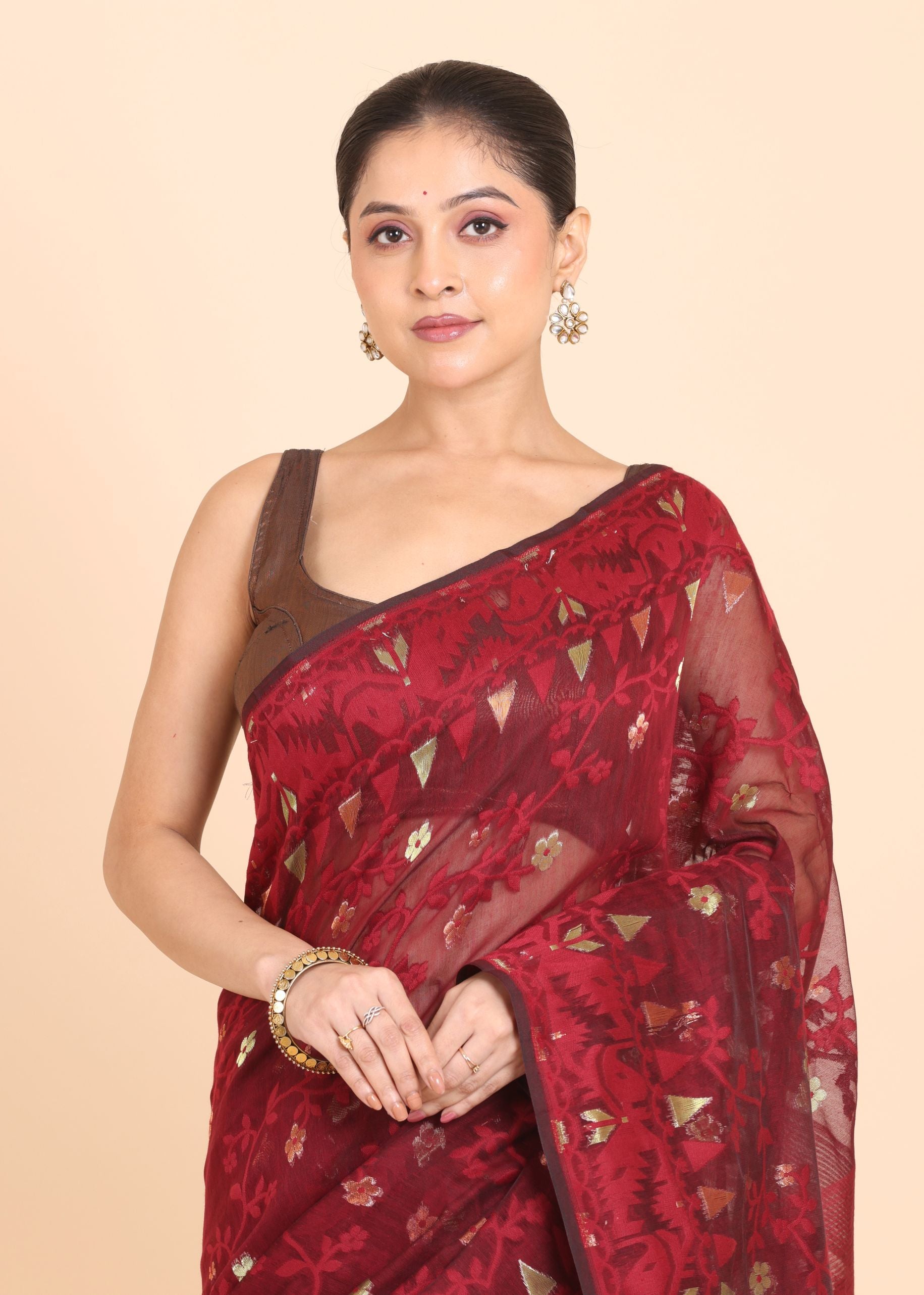 Maroon and Golden Color Pure Bangladeshi Dhakai Jamdani Saree Close up