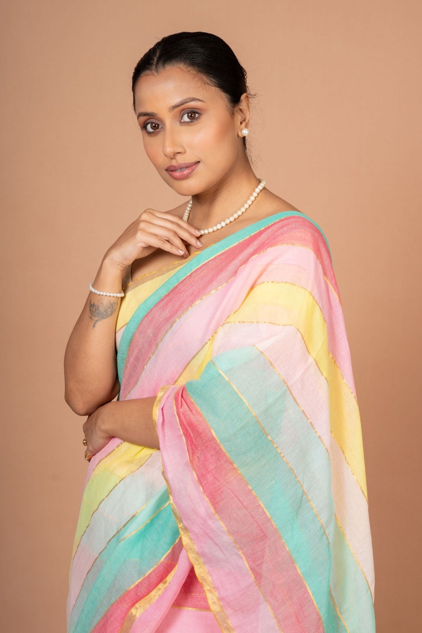 Multicolor Handloom Cotton Saree Side Close Up