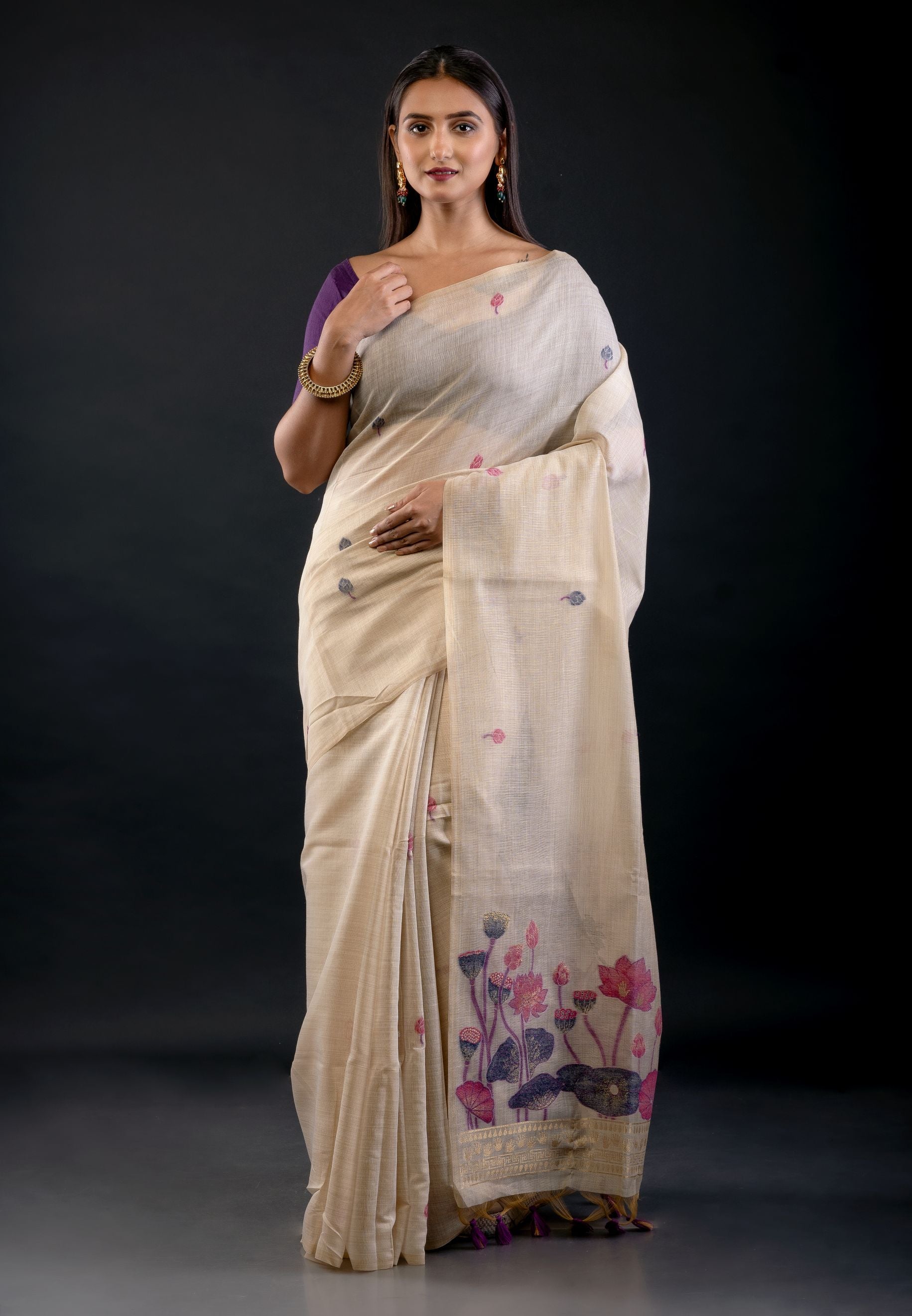 Off White Cotton Jamdani Saree With Floral Woven Work Full
