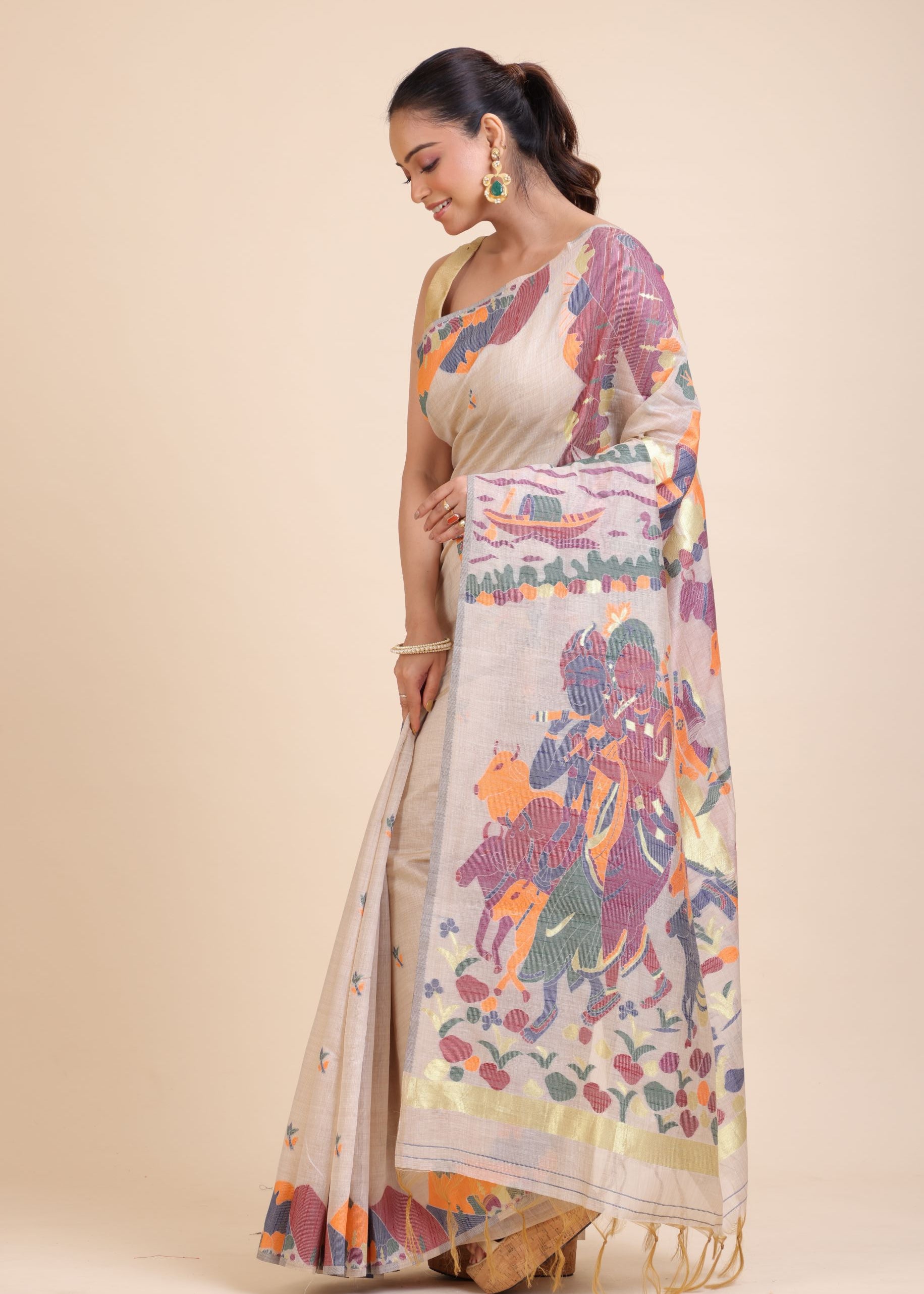 Off White Jamdani Handloom Saree side