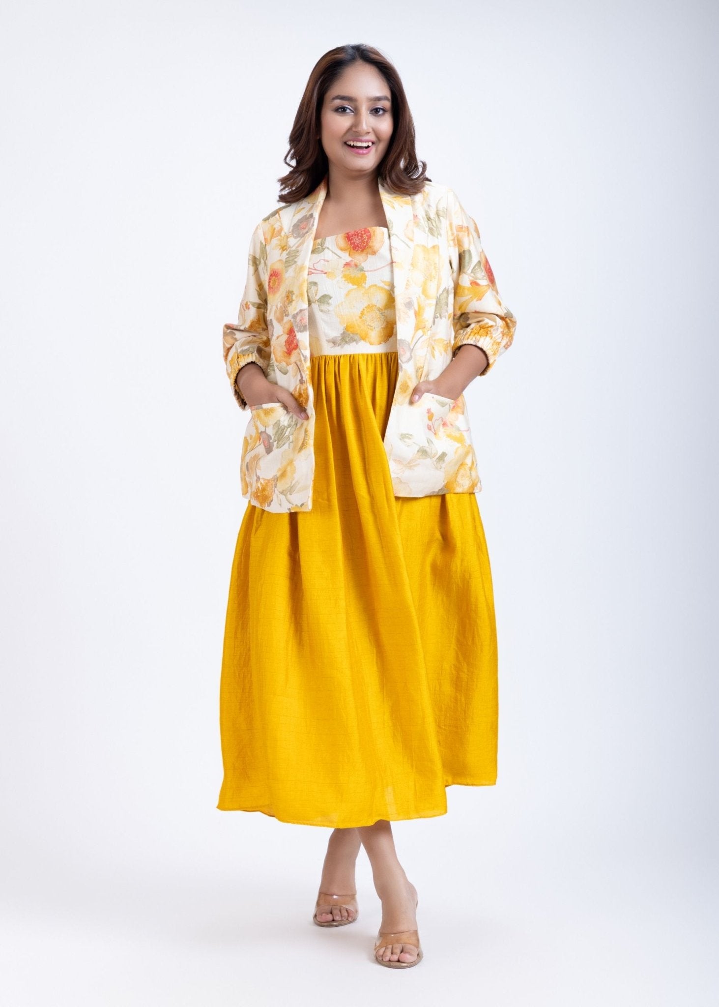 haldi dress for women Designer fancy traditional wears which show Indian/Pakistani traditional form its glamorous look bring out the true diva in and reinvent your true self add grace and charm to your appearance in this beautiful designer embroidery work is a perfect fit for all parties Designer Haldi Outfits for Women