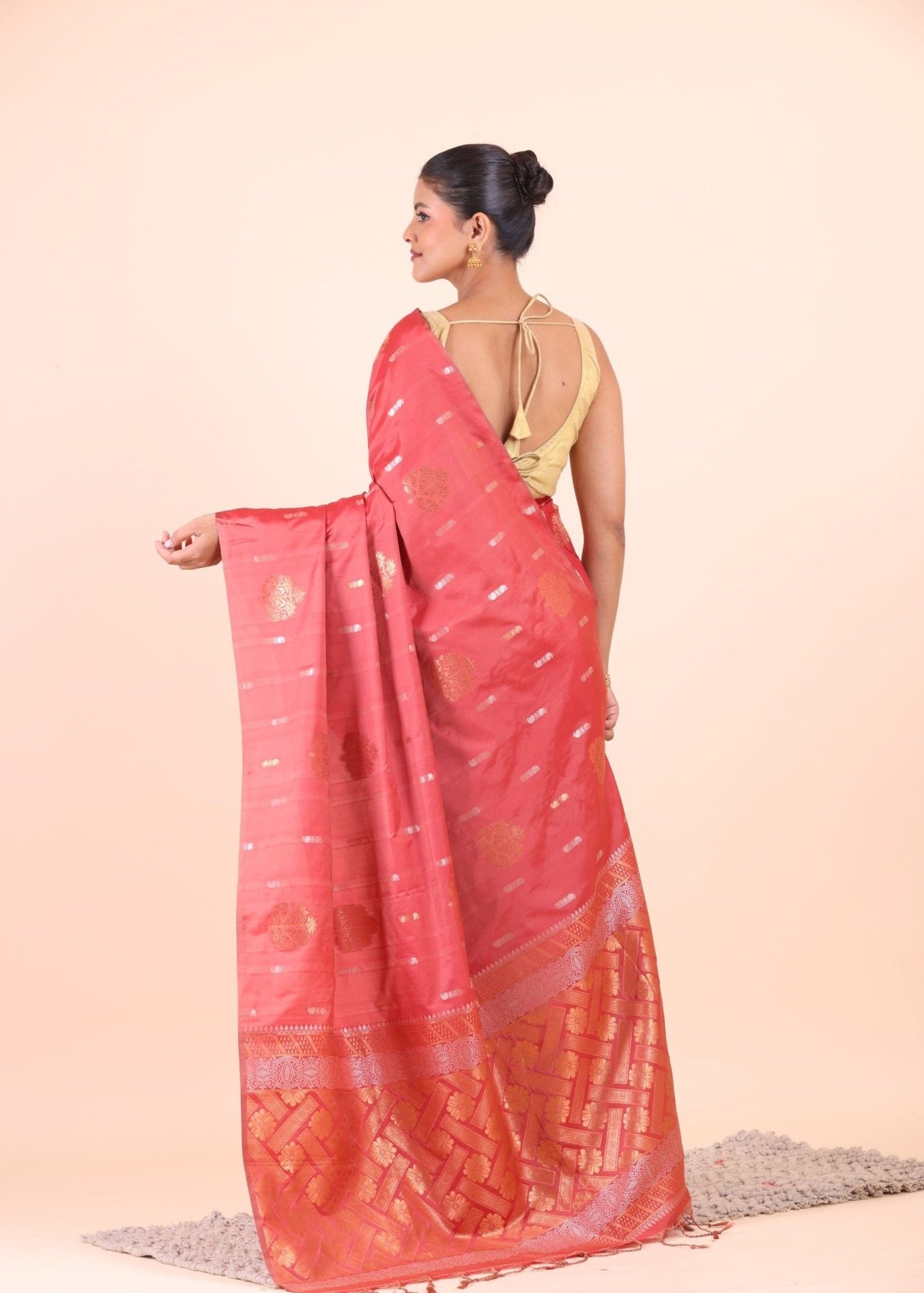 Peach Silk Floral Zari Woven Saree - Anvi Couture