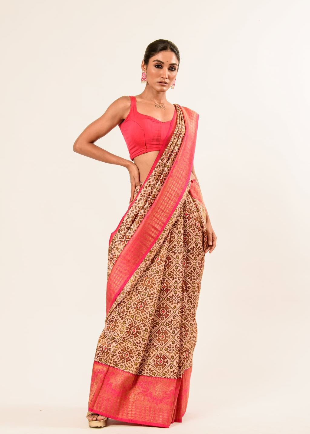 Pearl White and Red Digital Printed Art Silk Saree with Unstitch Blouse