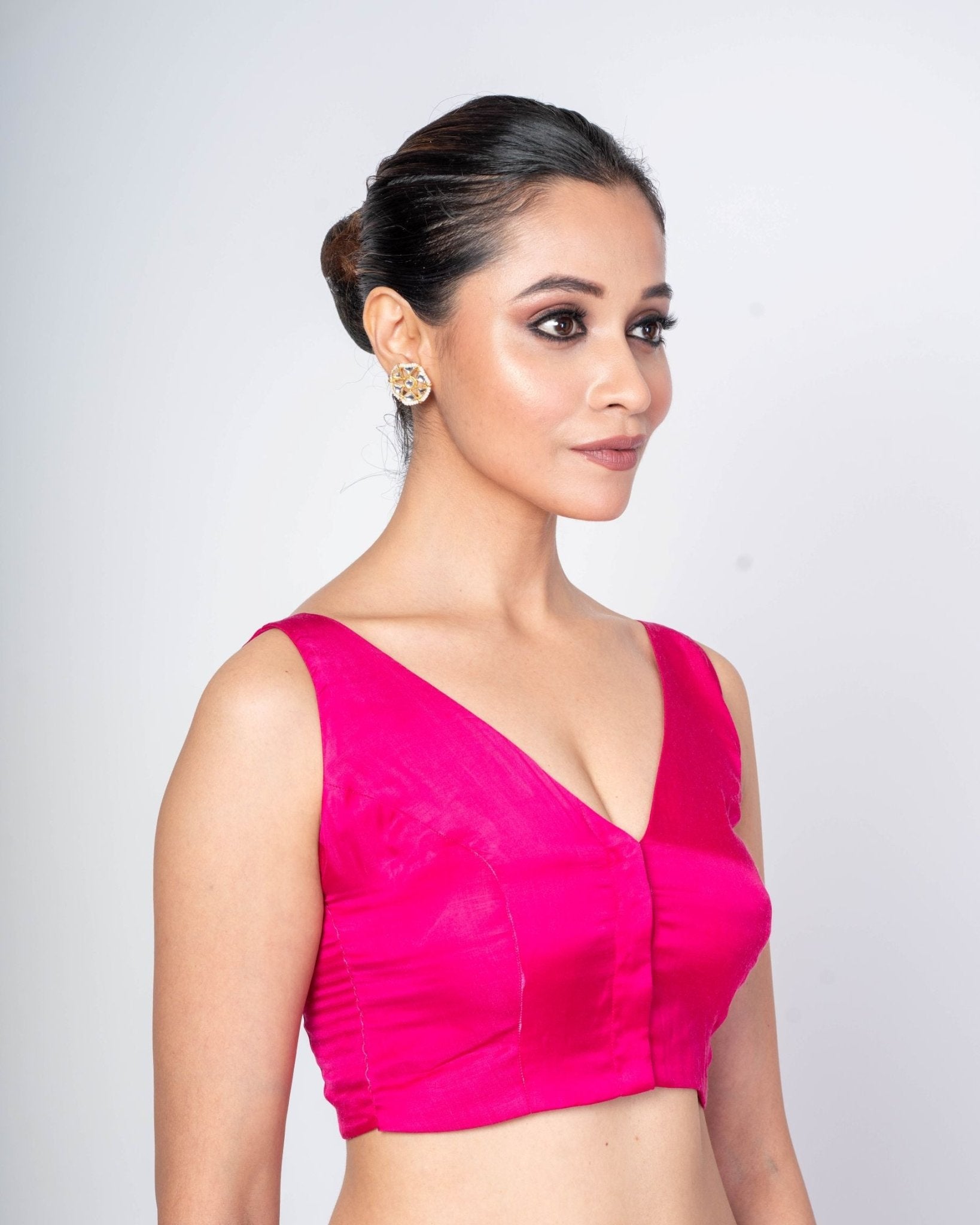 Pink V Neckline Sleeveless Blouse With Round Back Closer - Anvi Couture