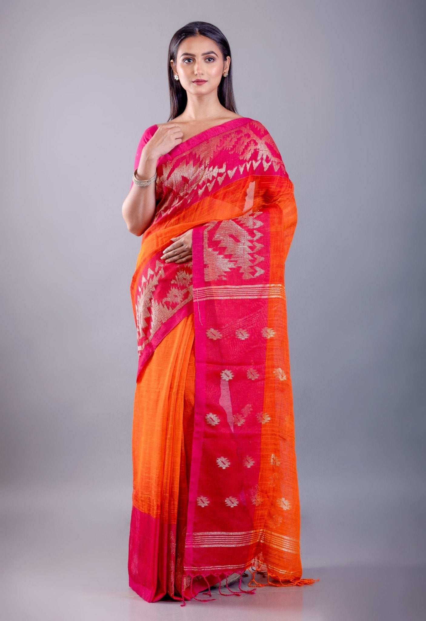 Pink and Orange Ombre Tant Jamdani with Floral Motifs - Anvi Couture