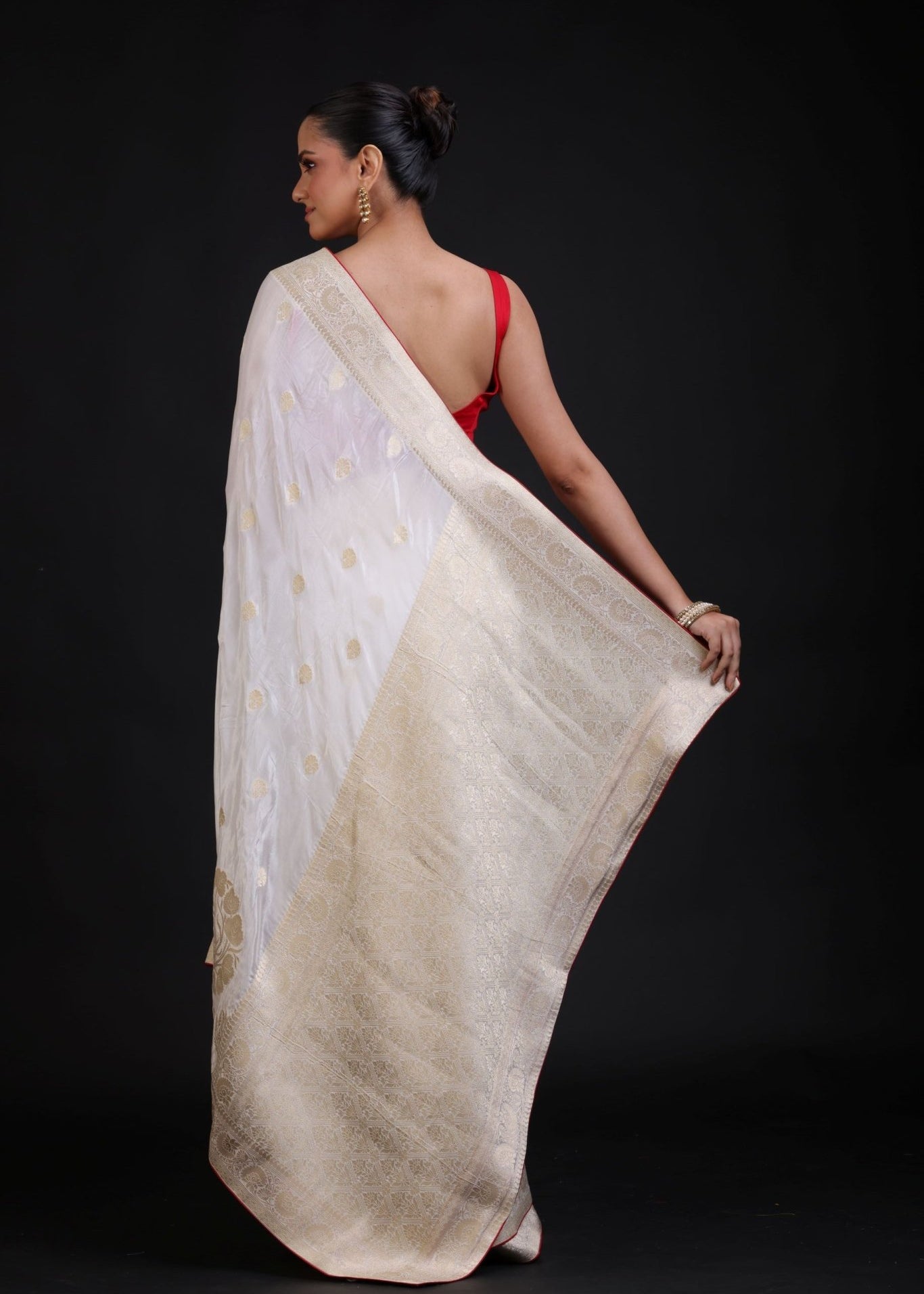Pure White Banarasi Handloom Saree - Anvi Couture