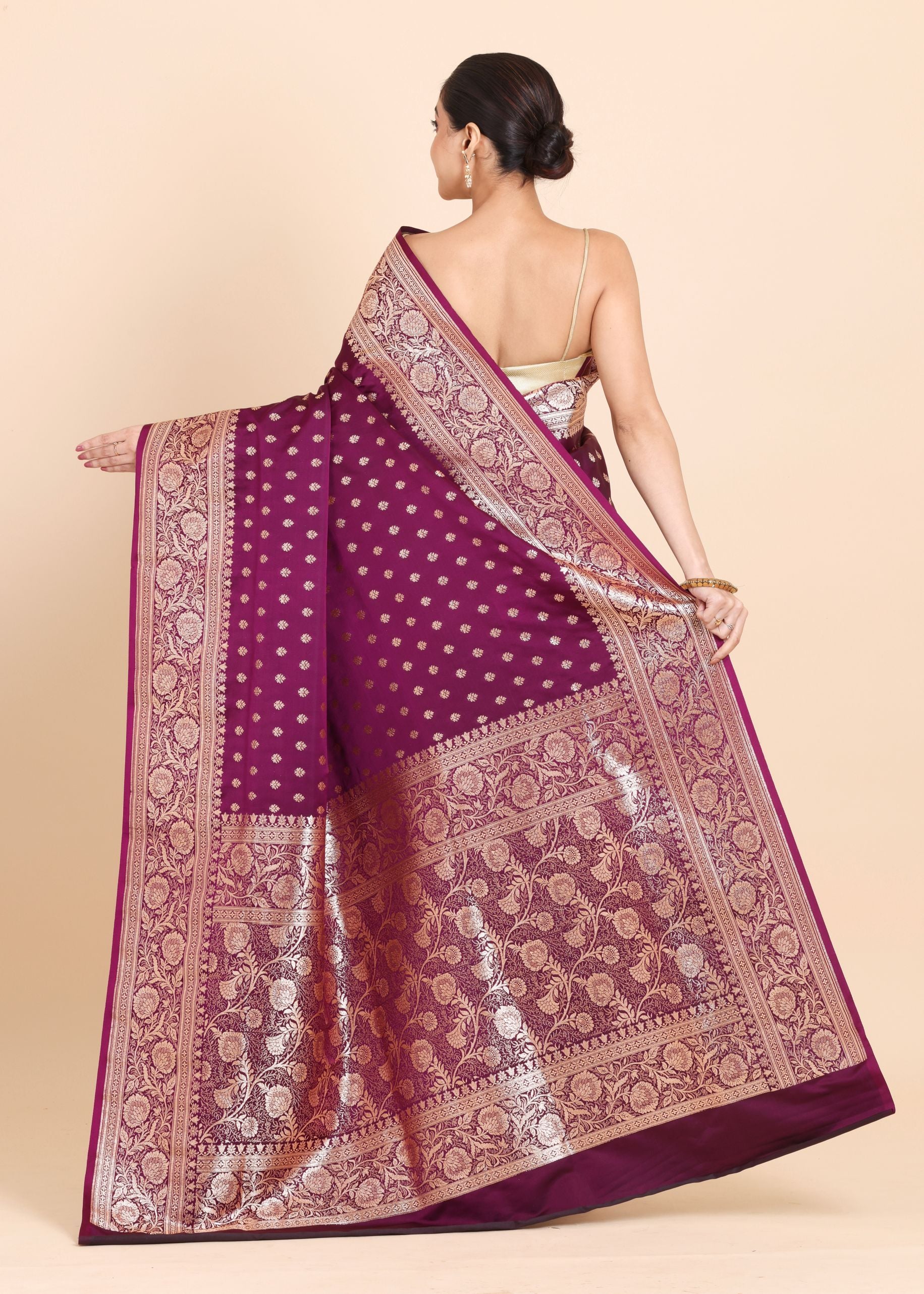 Purple Bridal Banarasi Saree With Golden Border and Rich Pallu Back