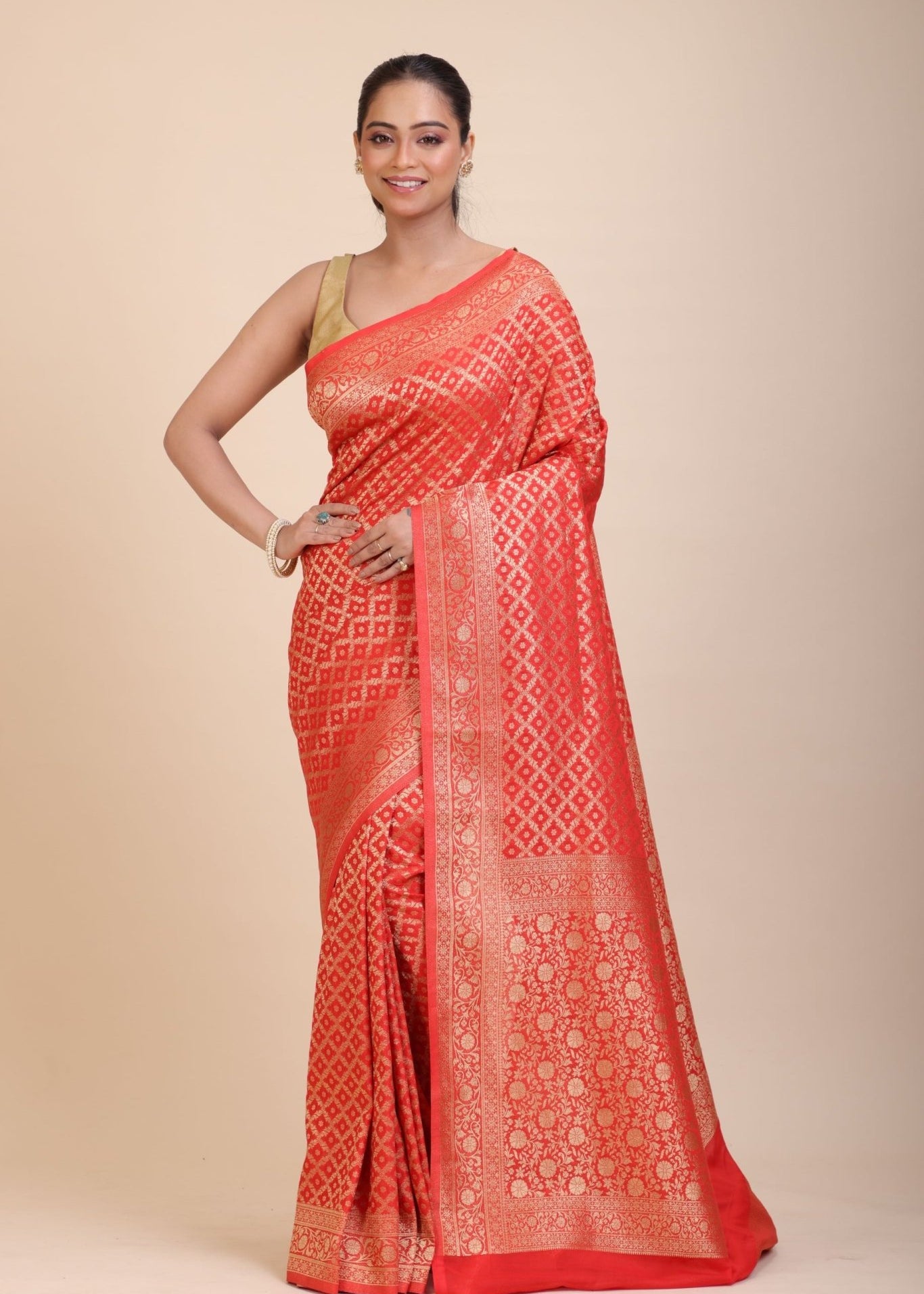 Red Bandhani Handloom Banarasi Saree - Anvi Couture