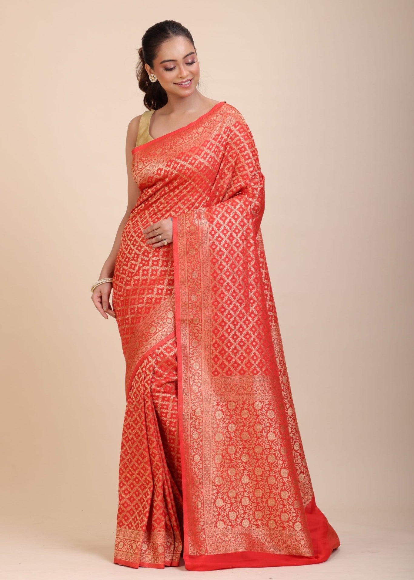Red Bandhani Handloom Banarasi Saree - Anvi Couture