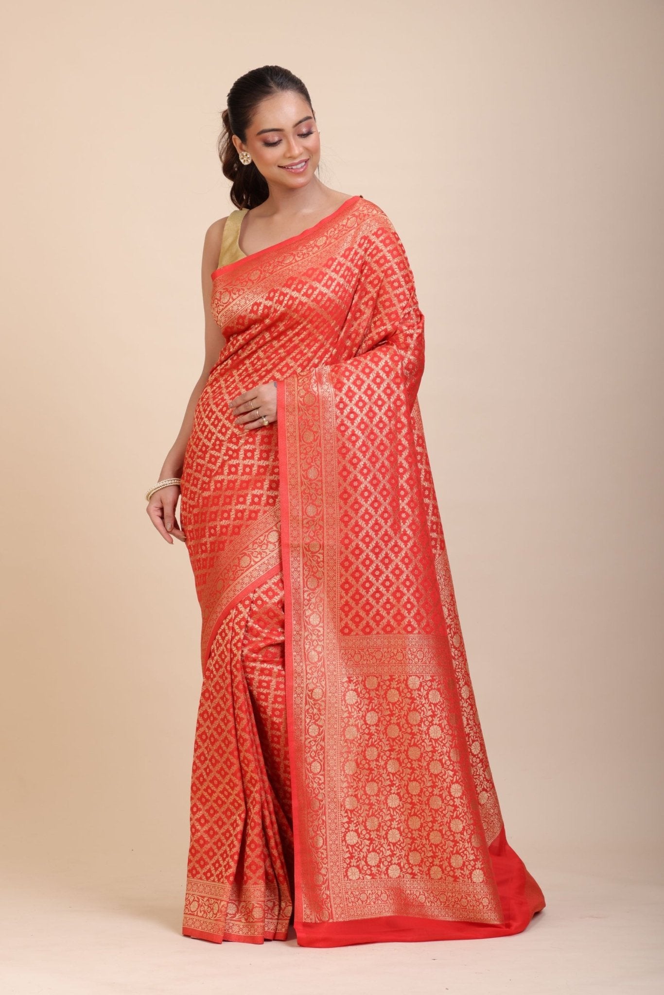 Red Bandhani Handloom Banarasi Saree - Anvi Couture