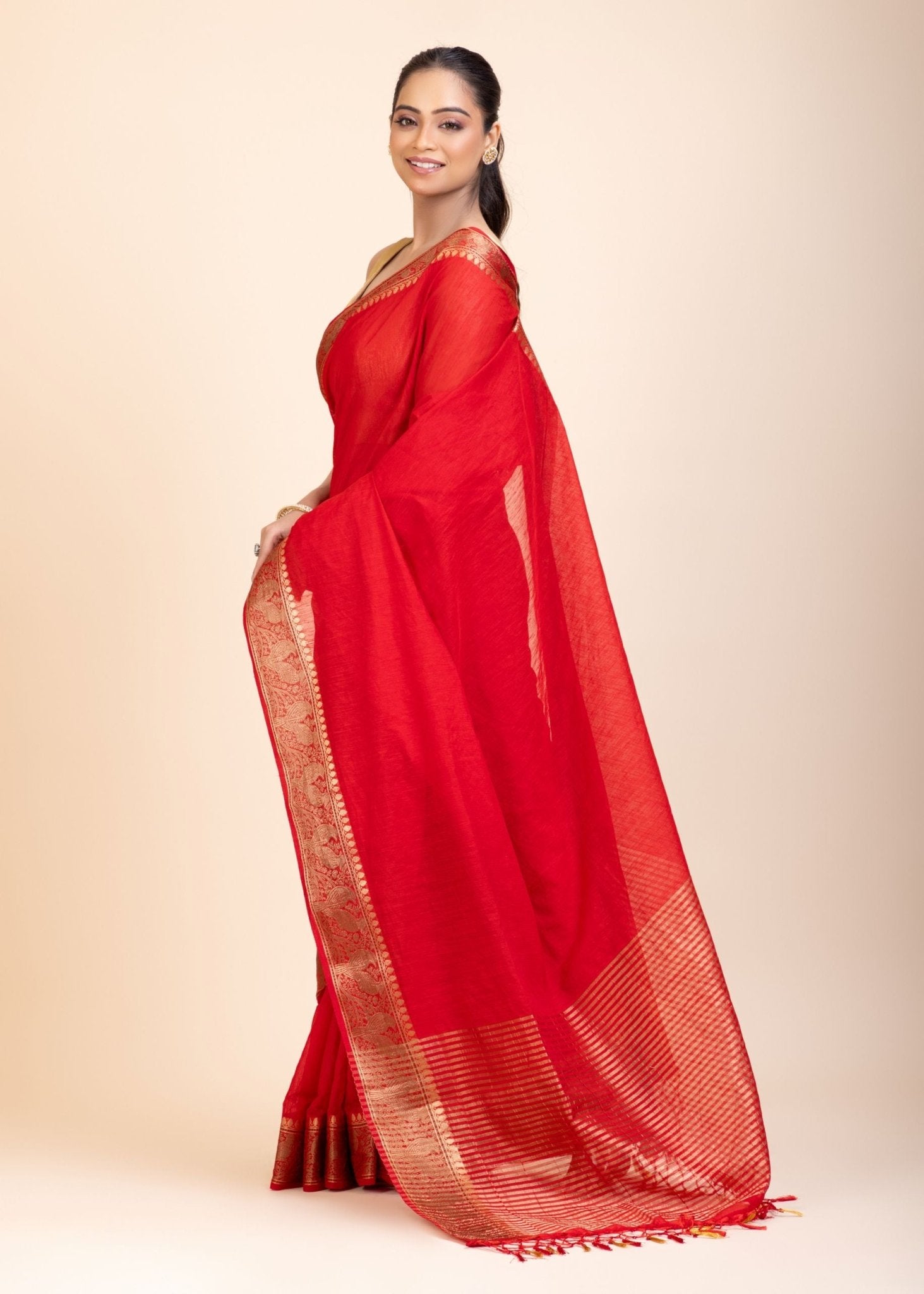 Red Chanderi Silk Saree With Gold Border - Anvi Couture