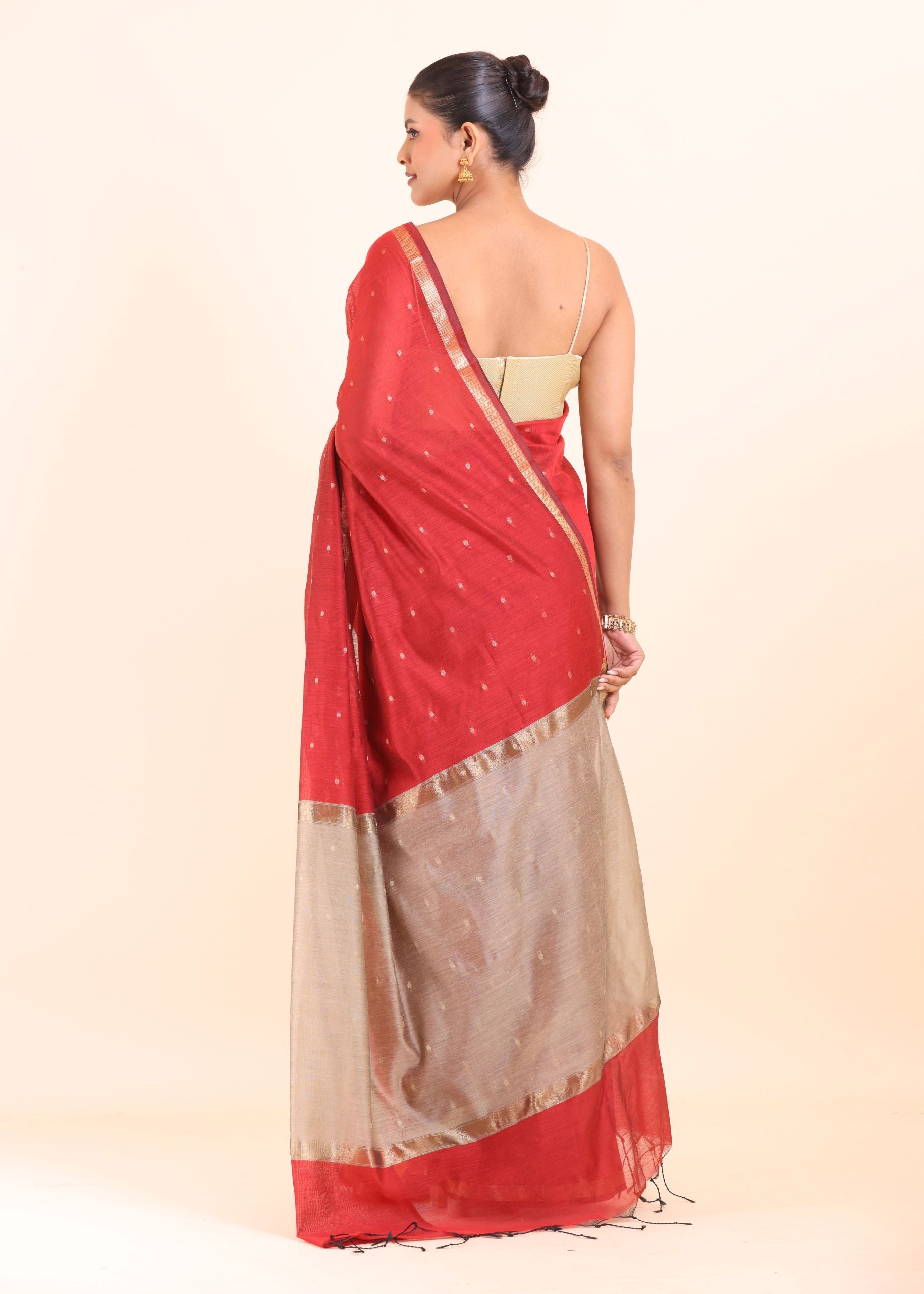 Red Chanderi Silk Saree With Golden Pallu and Border back