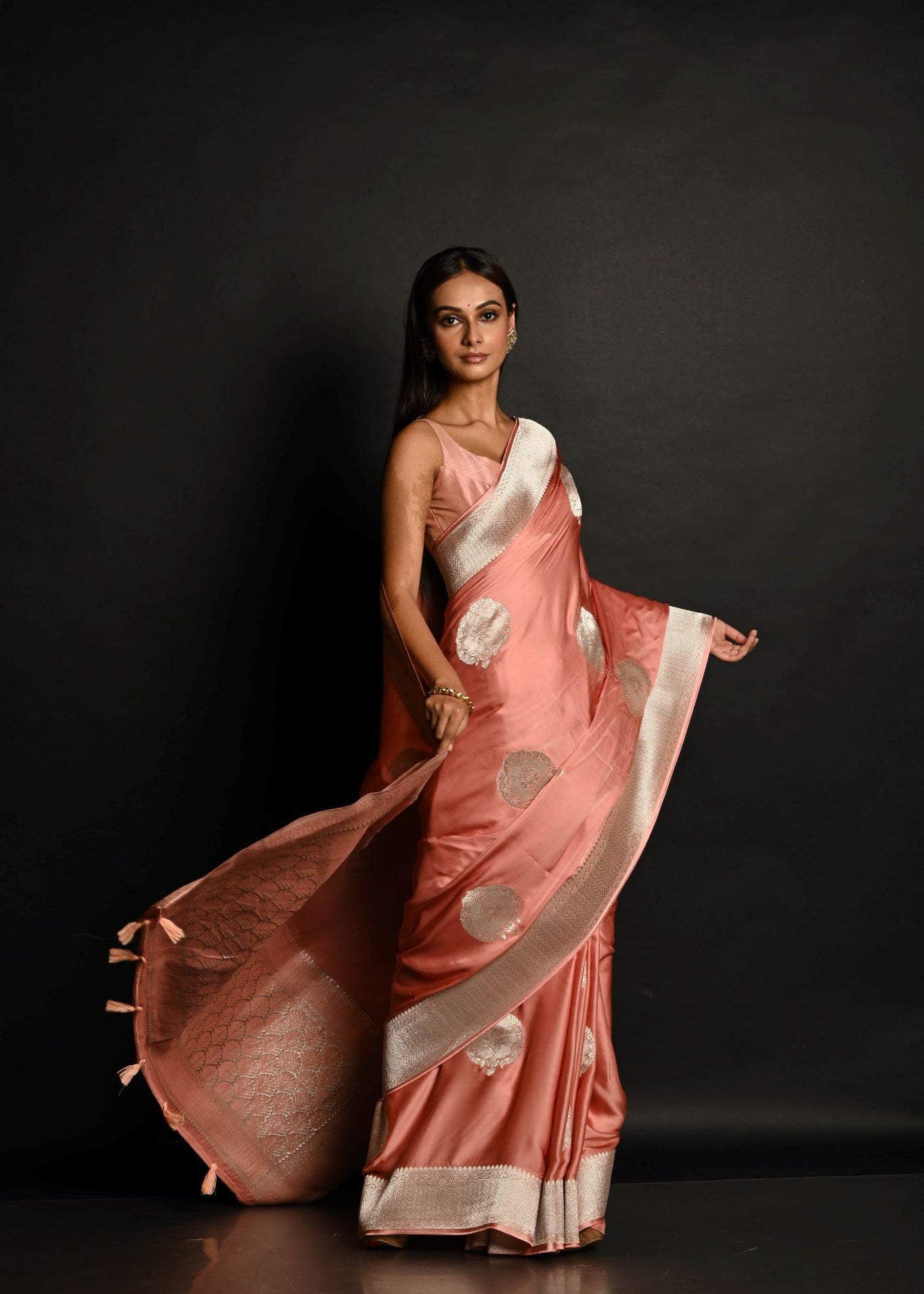 Powder Pink Pure Handloom Banarasi Silk Saree in Silver Zari Weave - Anvi Couture