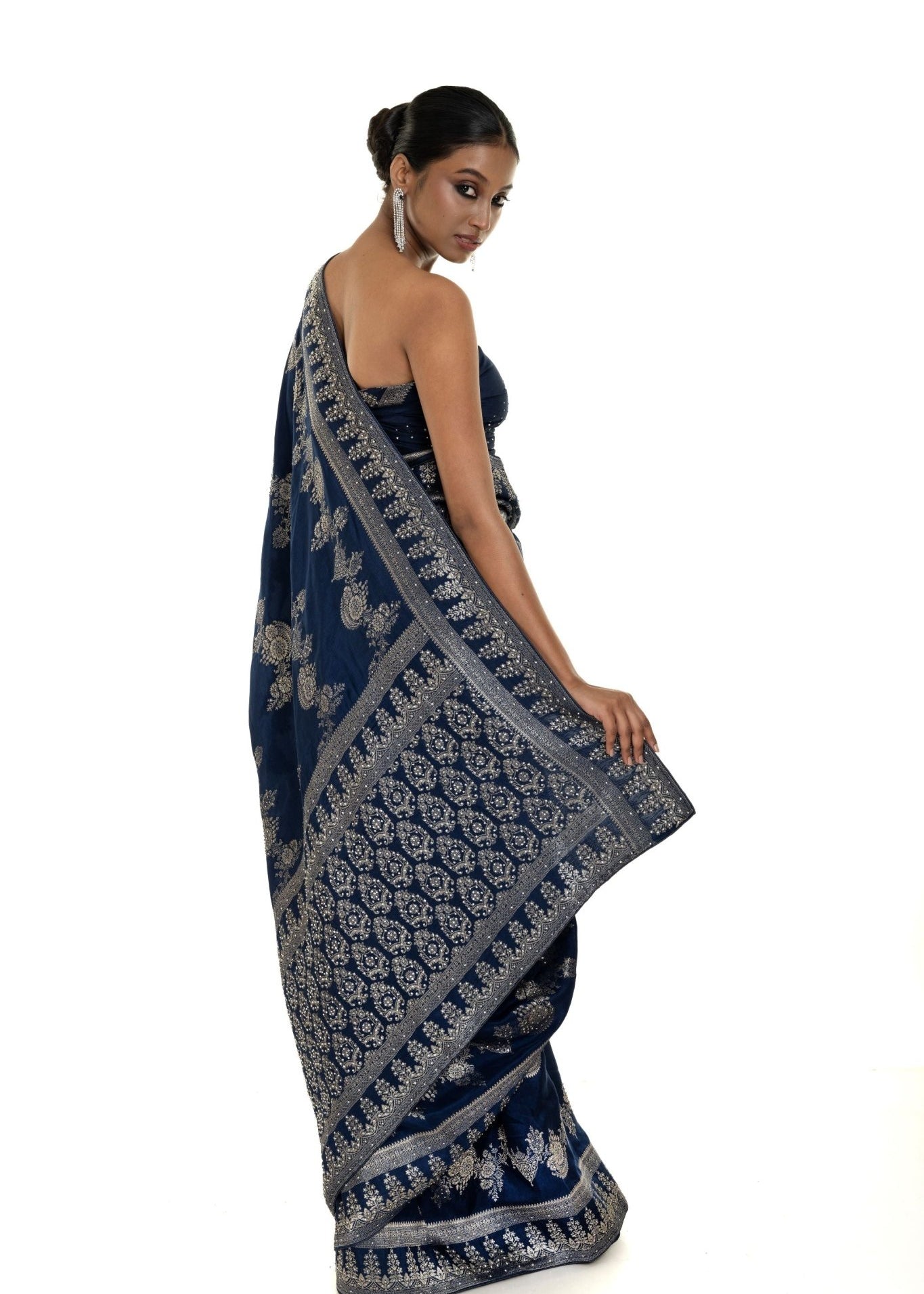Navi Blue Silk Woven Saree with Stonework and Unstitched Blouse Piece - Image 3